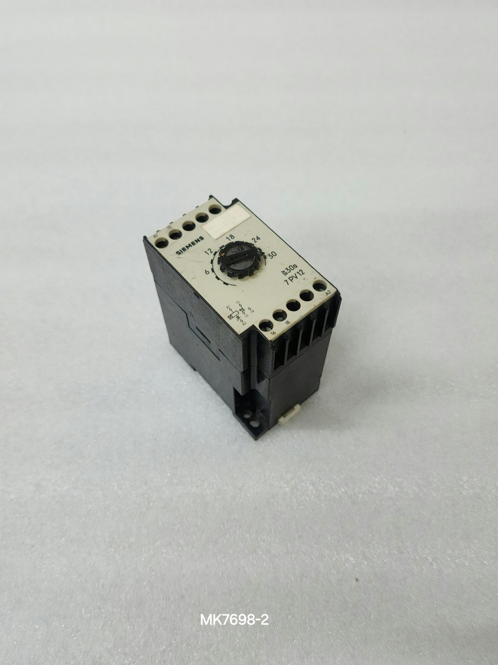 SIEMENS 7PV1230-1FG TIMER RELAY 125/127V