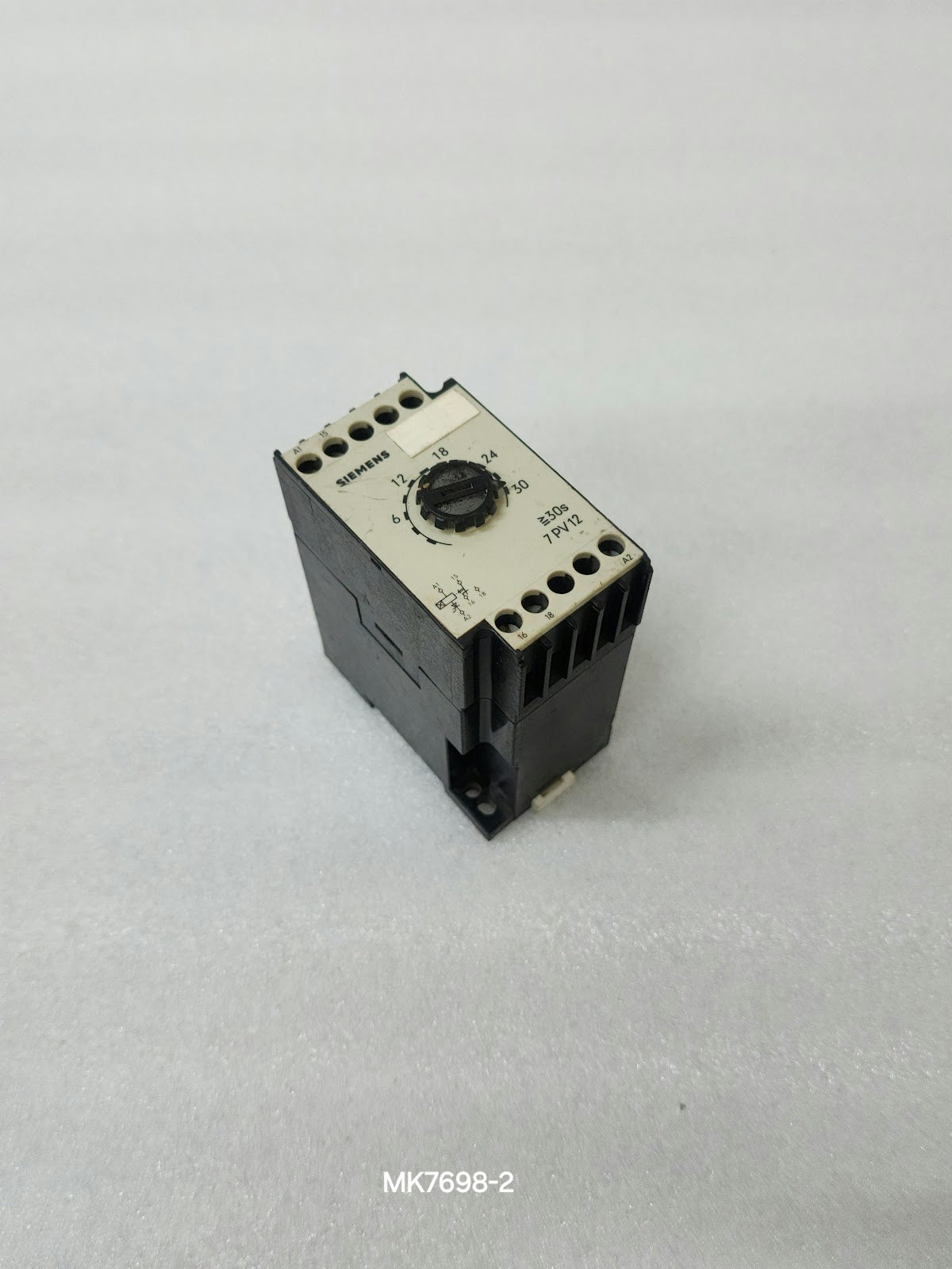 SIEMENS 7PV1230-1FG TIMER RELAY 125/127V