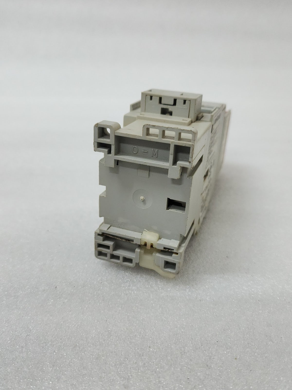 ALLEN BRADLEY CAT 100-C30-00 SER C GUARD MASTER 100S-F 110V