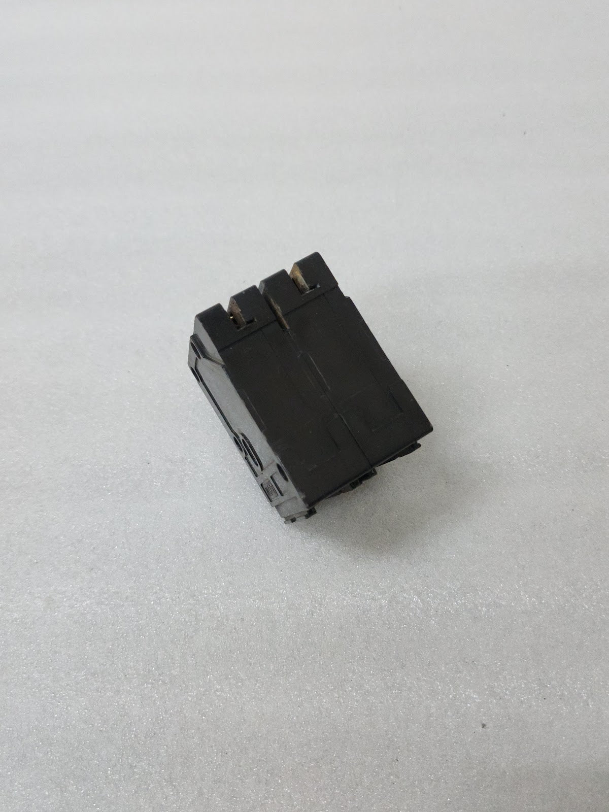 TERASAKI TB-5P 2-POLE CIRCUIT BREAKER 20A