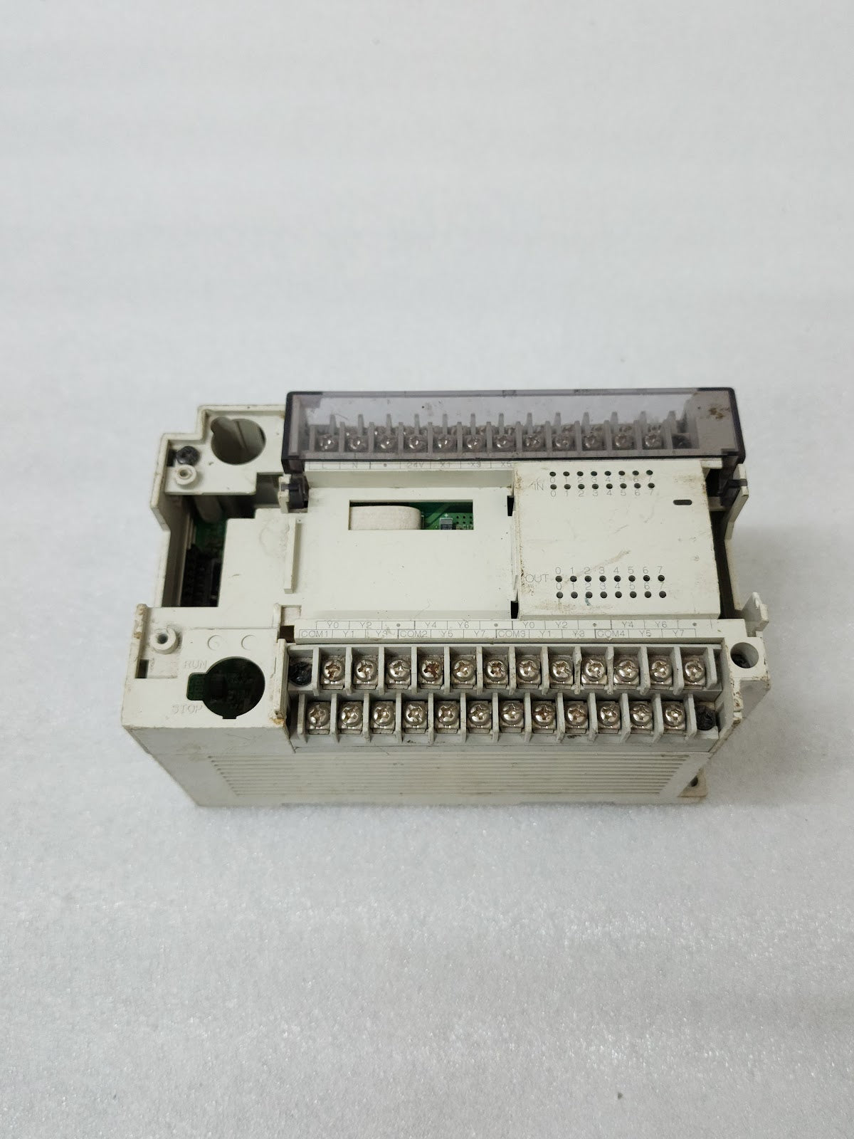 MITSUBISHI FX2N-32ER-ES/UL PLC I/O UNIT 100-240V