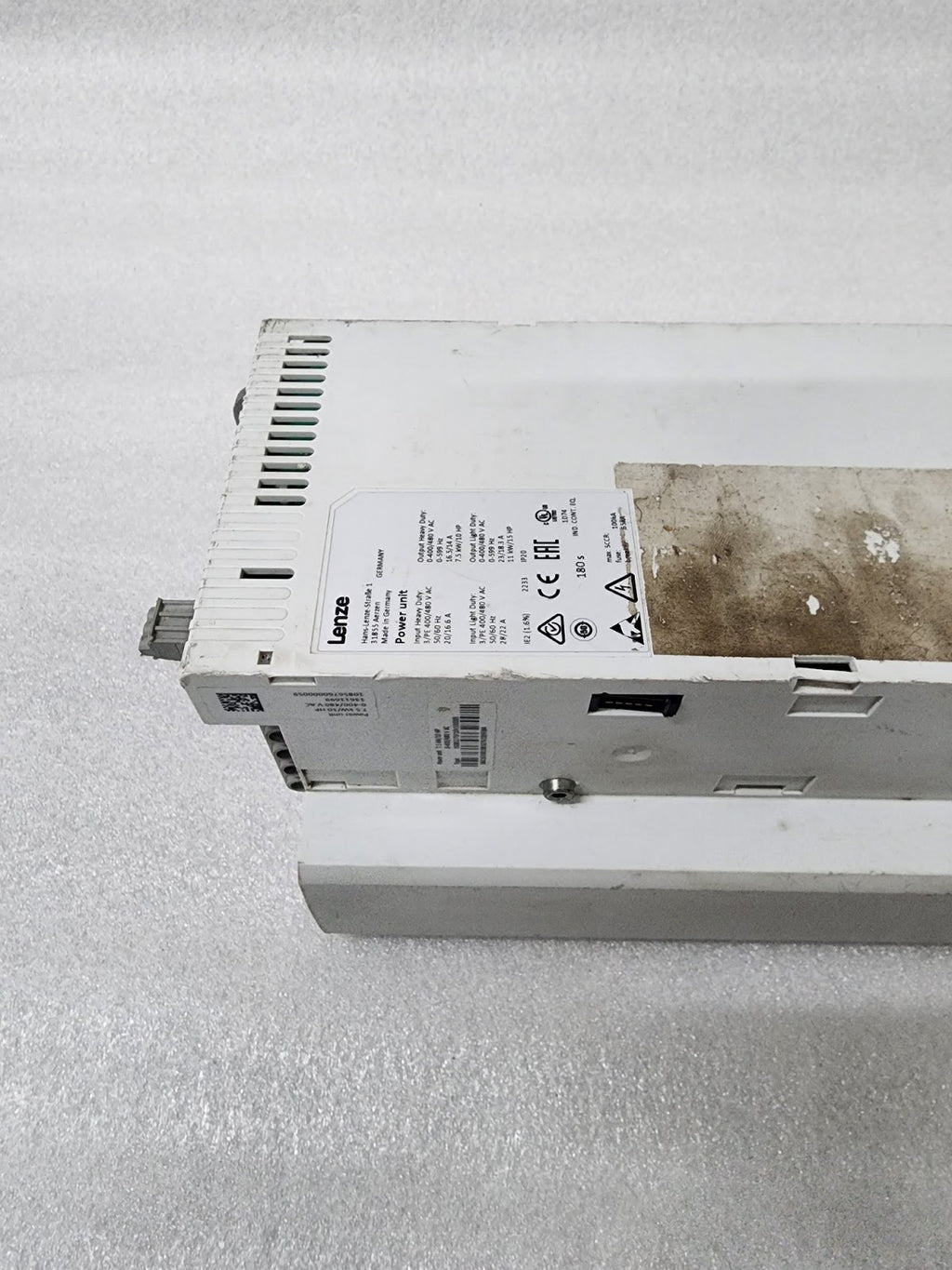 LENZE I5DBE275F10V10000S INVERTER I5D7.5/400-3 POWER UNIT 10HP MADE IN GERMANY