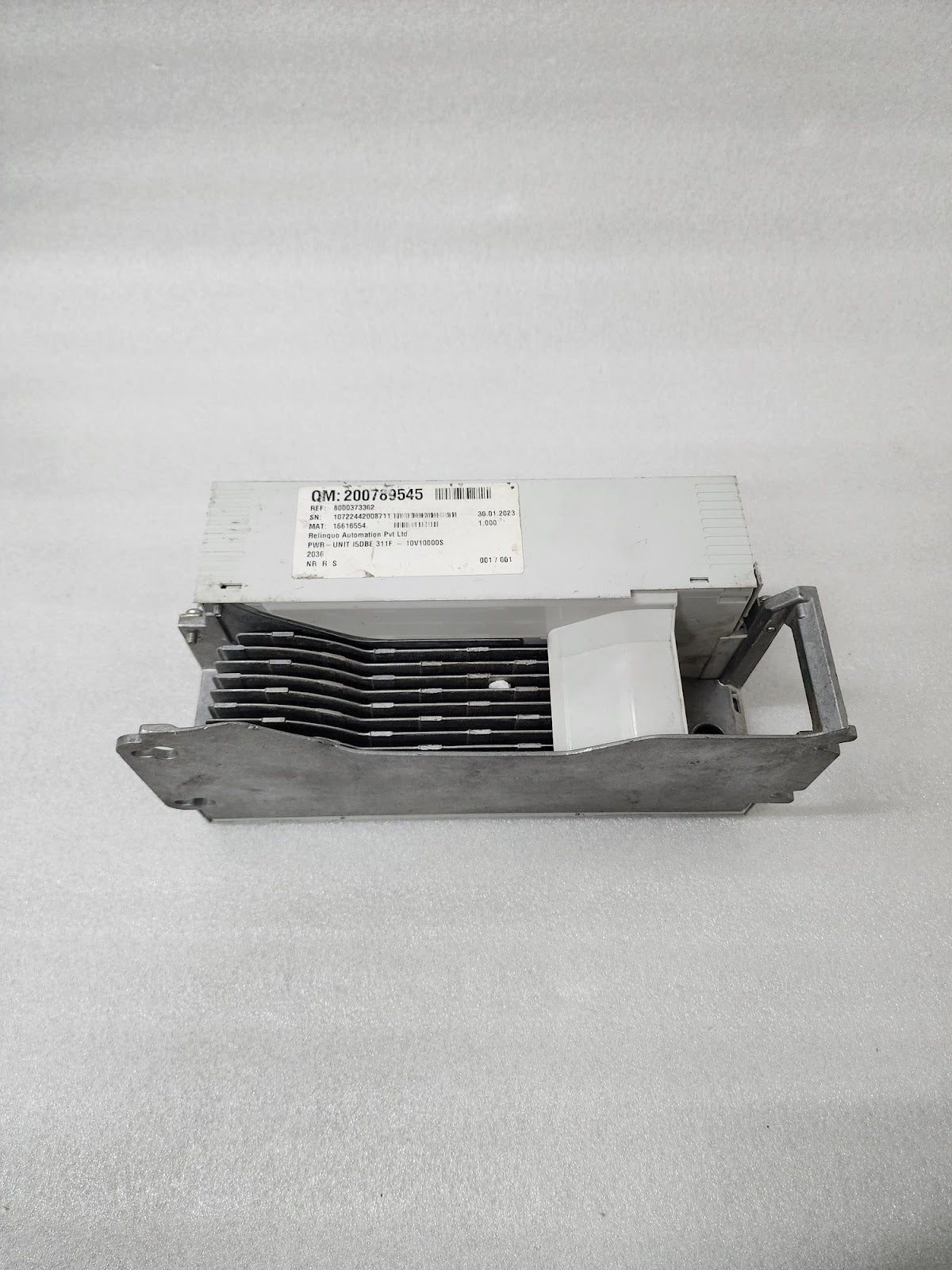 LENZE I5DBE311F10V10000S INVERTER DRIVE 11KW/15HP 0-400/480VAC MADE IN GERMANY