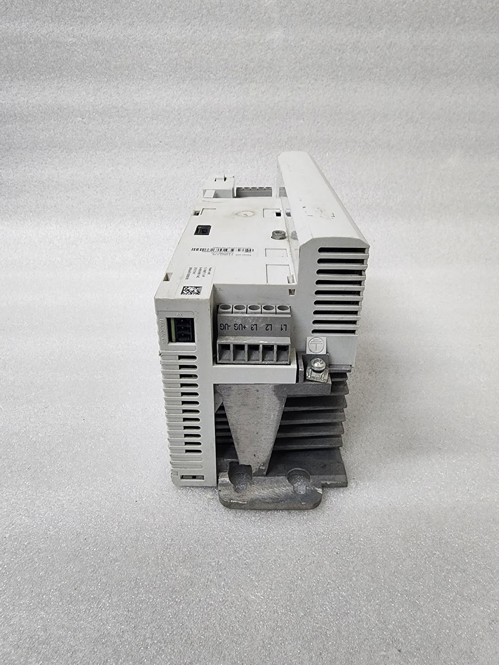 LENZE I5DAE255F10V10000S INVERTER DRIVE 5.5KW/7.5HP 0-400/480VAC MADE IN GERMANY