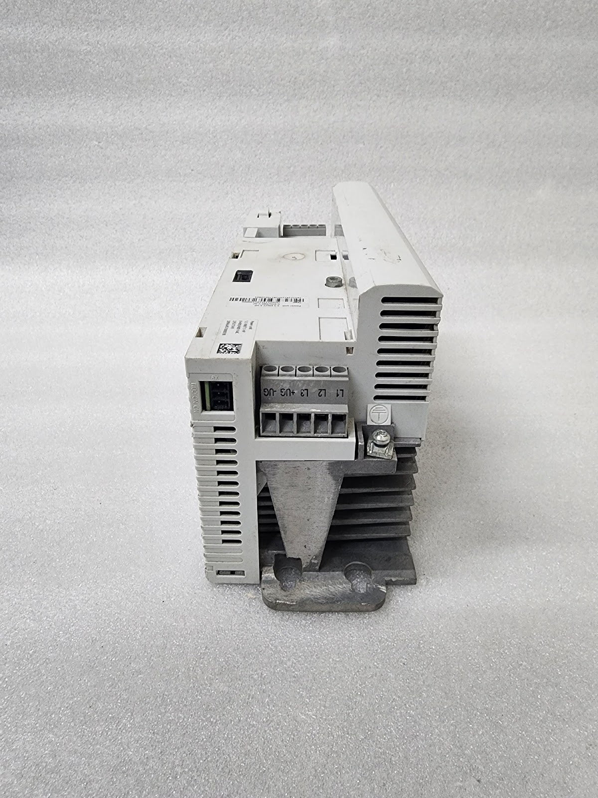 LENZE I5DAE255F10V10000S INVERTER DRIVE 5.5KW/7.5HP 0-400/480VAC MADE IN GERMANY