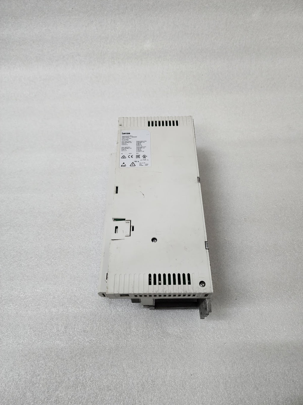 LENZE I55BE240F10V11000S INVERTER DRIVE 4KW/5HP 0-400/480V