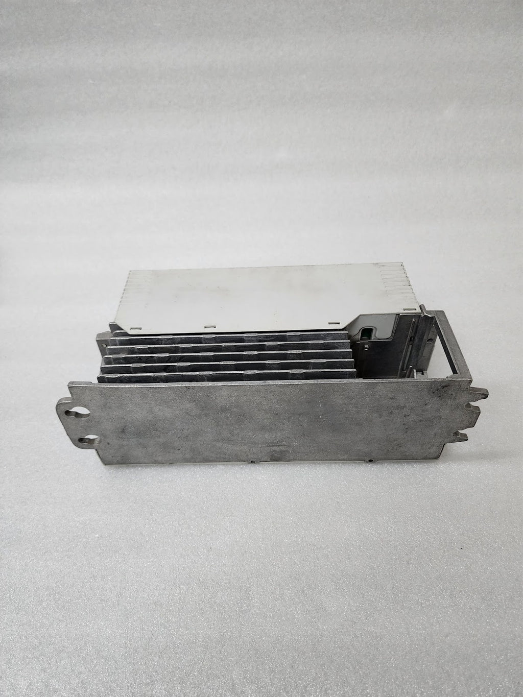 LENZE I55BE240F10V11000S INVERTER DRIVE 4KW/5HP 0-400/480V