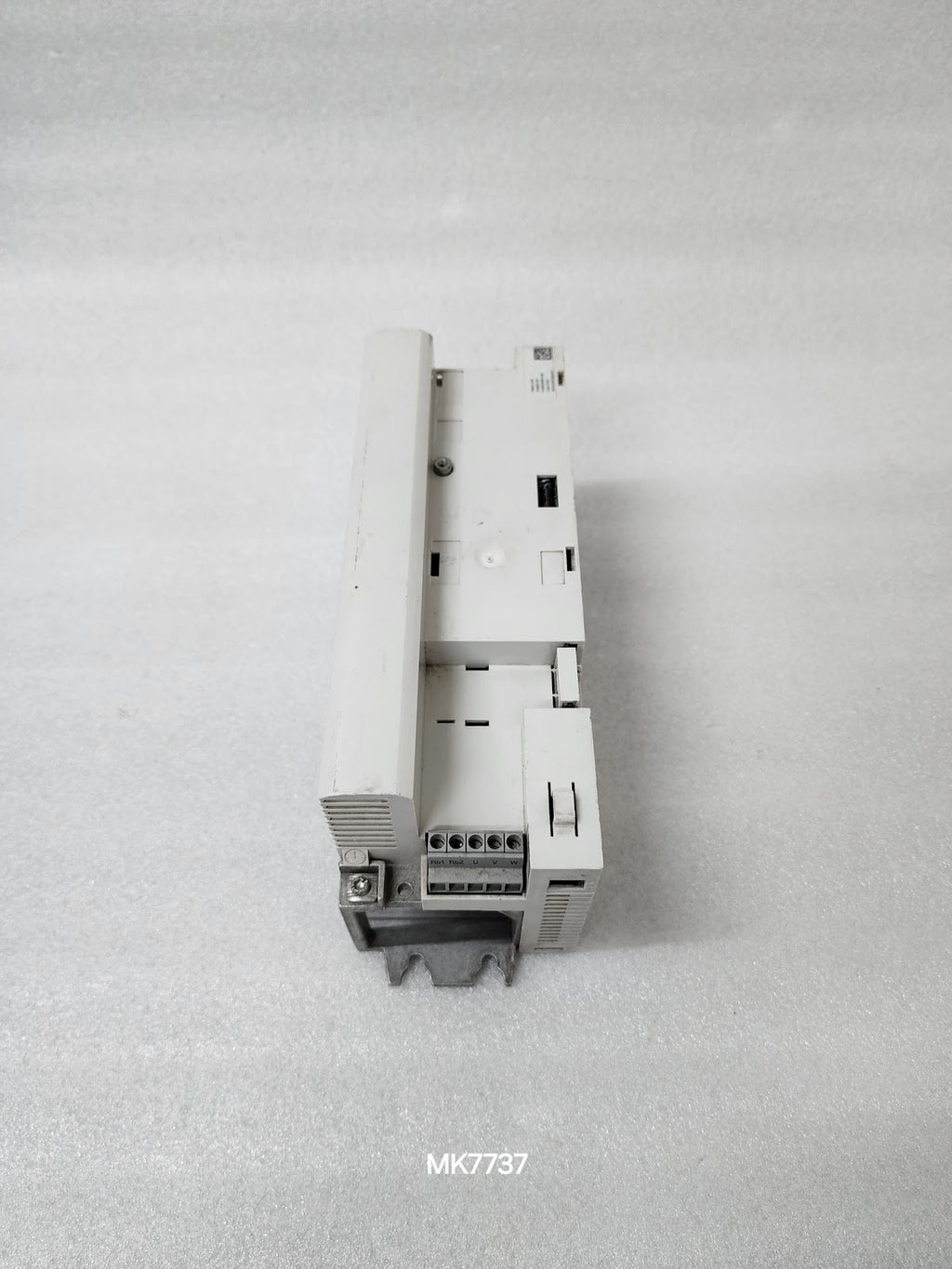 LENZE I55BE240F10V11000S INVERTER DRIVE 4KW/5HP 0-400/480V