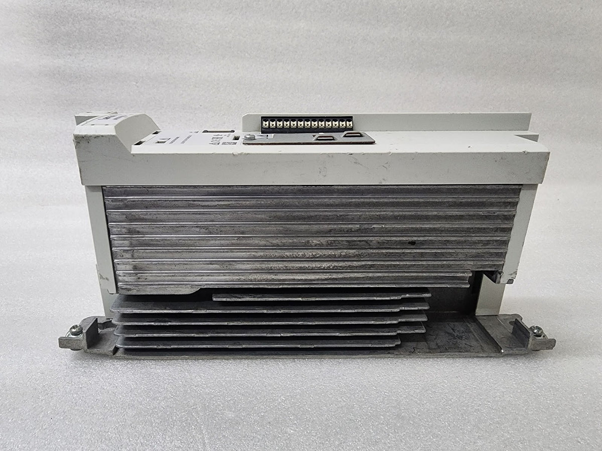 LENZE I51AE222F10V10000S INVERTER DRIVE 2.2KW/3HP 0-400/480V MADE IN GERMANY