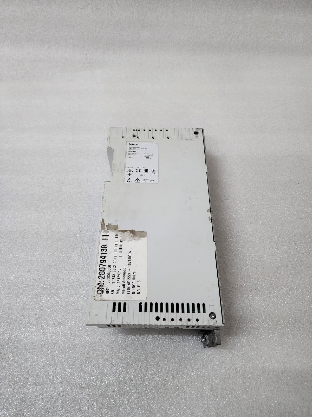 LENZE I51AE222F10V10000S INVERTER DRIVE 2.2KW/3HP 0-400/480V MADE IN GERMANY