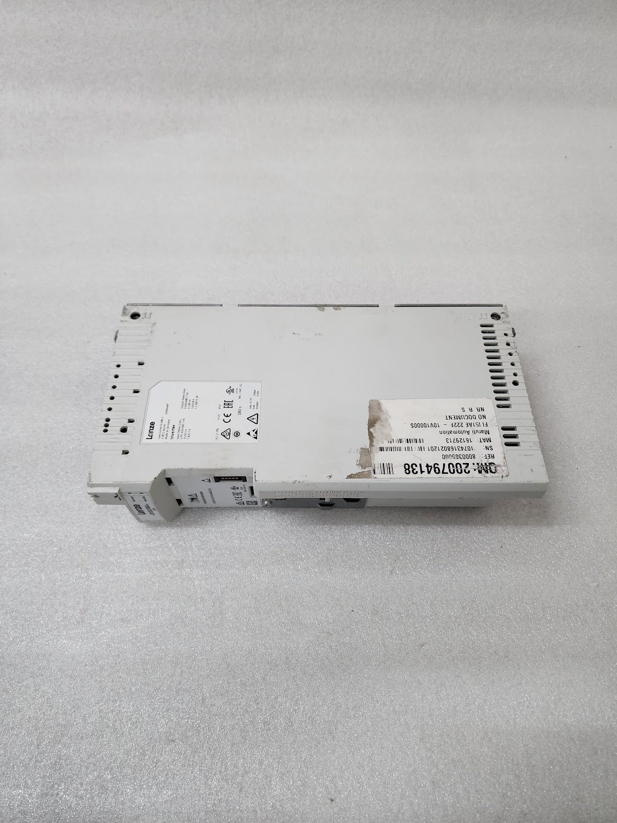 LENZE I51AE222F10V10000S INVERTER DRIVE 2.2KW/3HP 0-400/480V MADE IN GERMANY