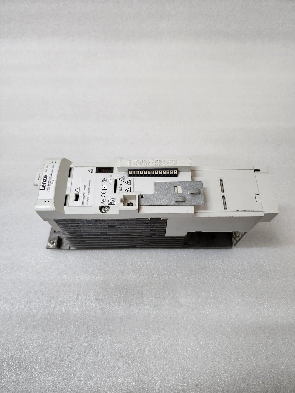 LENZE I51BE240F10V10000S INVERTER DRIVE 4KW/5HP 0-400/480V