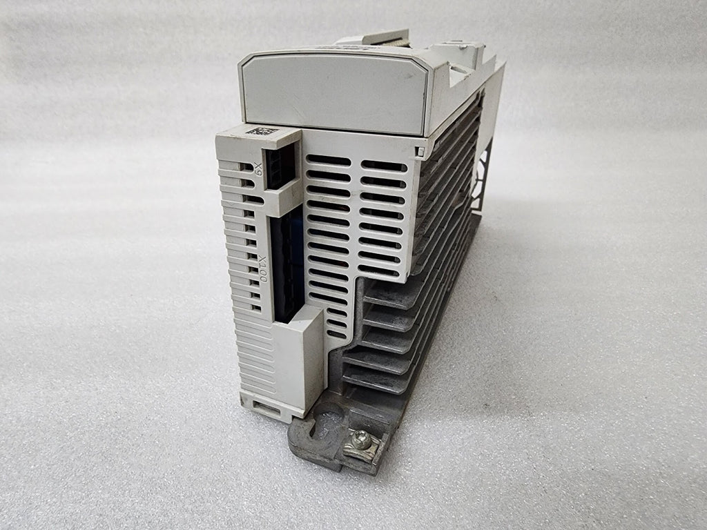 LENZE I51BE240F10V10000S INVERTER DRIVE 4KW/5HP 0-400/480V