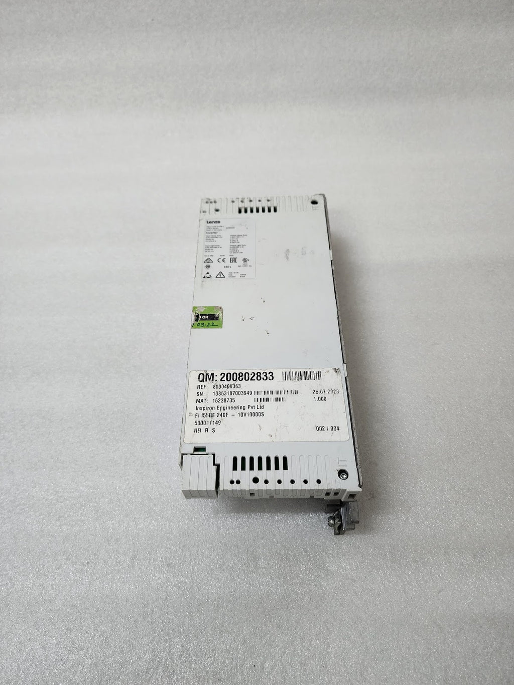 LENZE I51BE240F10V10000S INVERTER DRIVE 4KW/5HP 0-400/480V 9.5/8.2A
