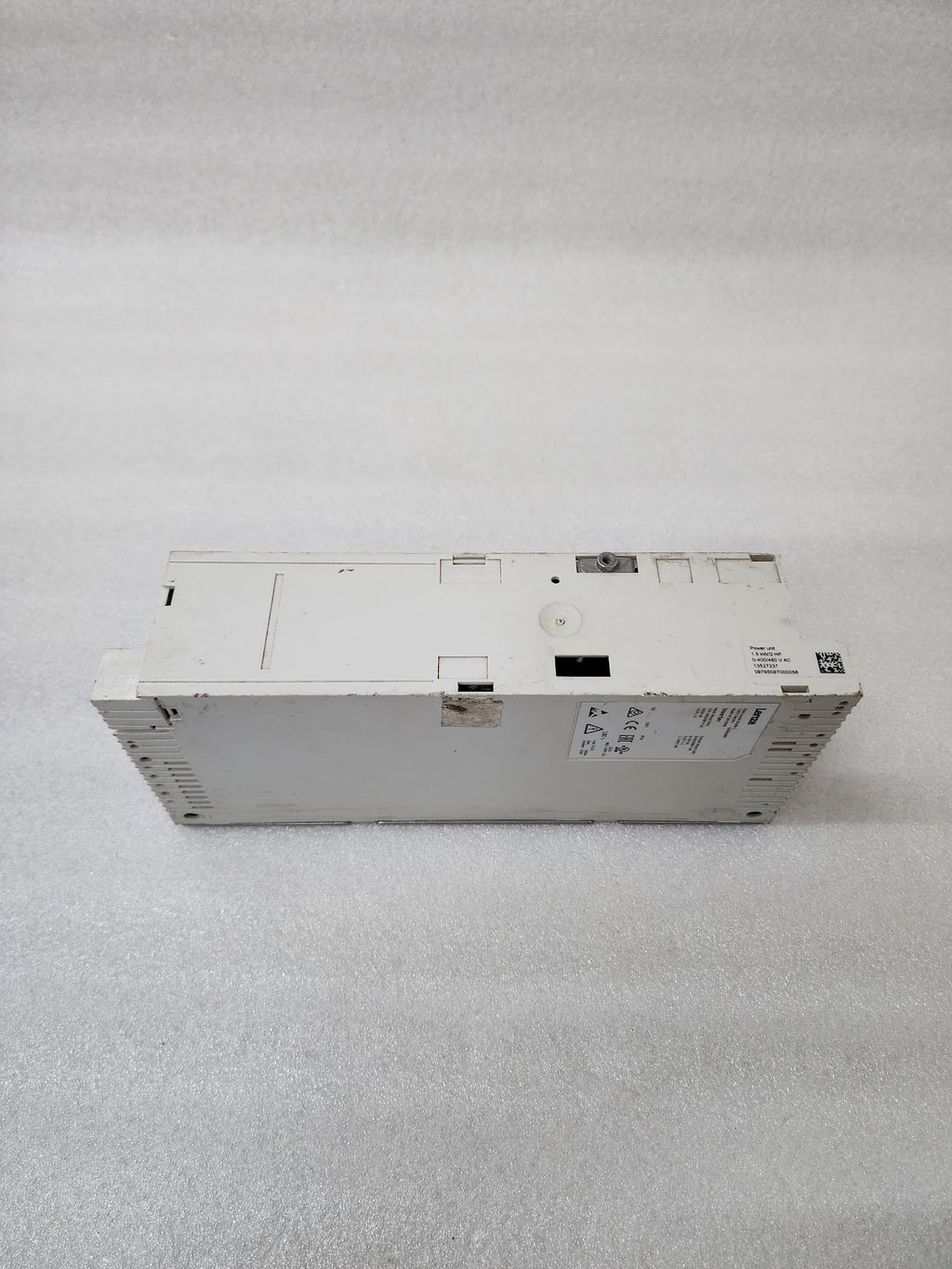 LENZE I51AE215F10V10000S INVERTER DRIVE 1.5KW/2HP 0-400/480V 3.9/3.5A