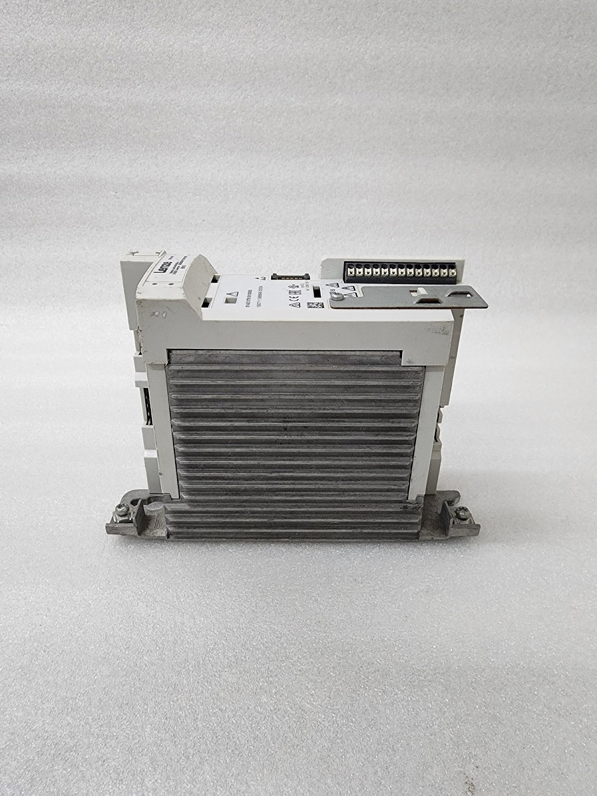 LENZE I51AE137B10010000S INVERTER DRIVE 0.37KW/0.5HP 0-230/240V MADE IN GERMANY