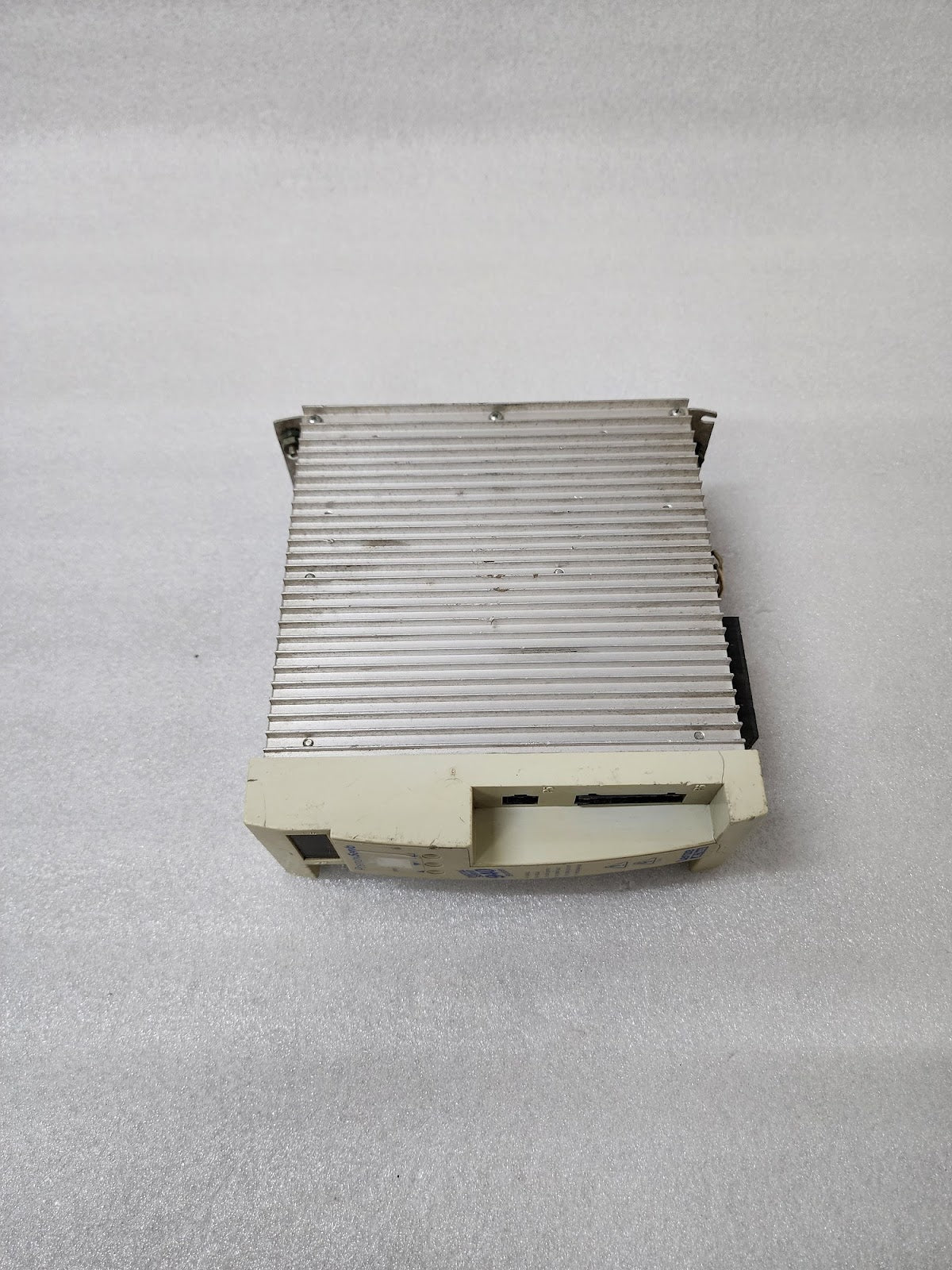 LENZE E94P040Y2NESBT DIGITAL SERVO 940 ENCODER