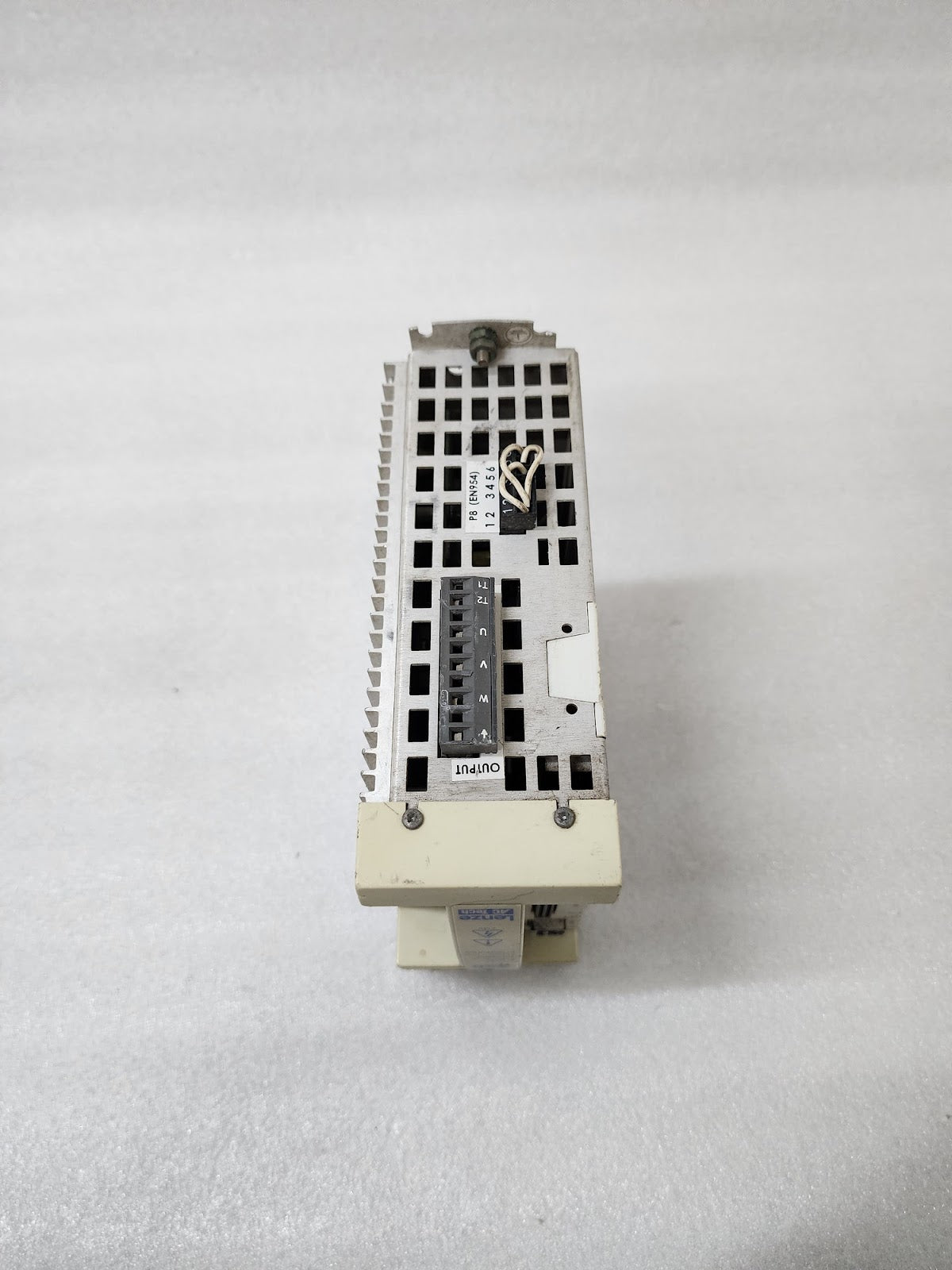 LENZE E94P040Y2NESBT DIGITAL SERVO 940 ENCODER