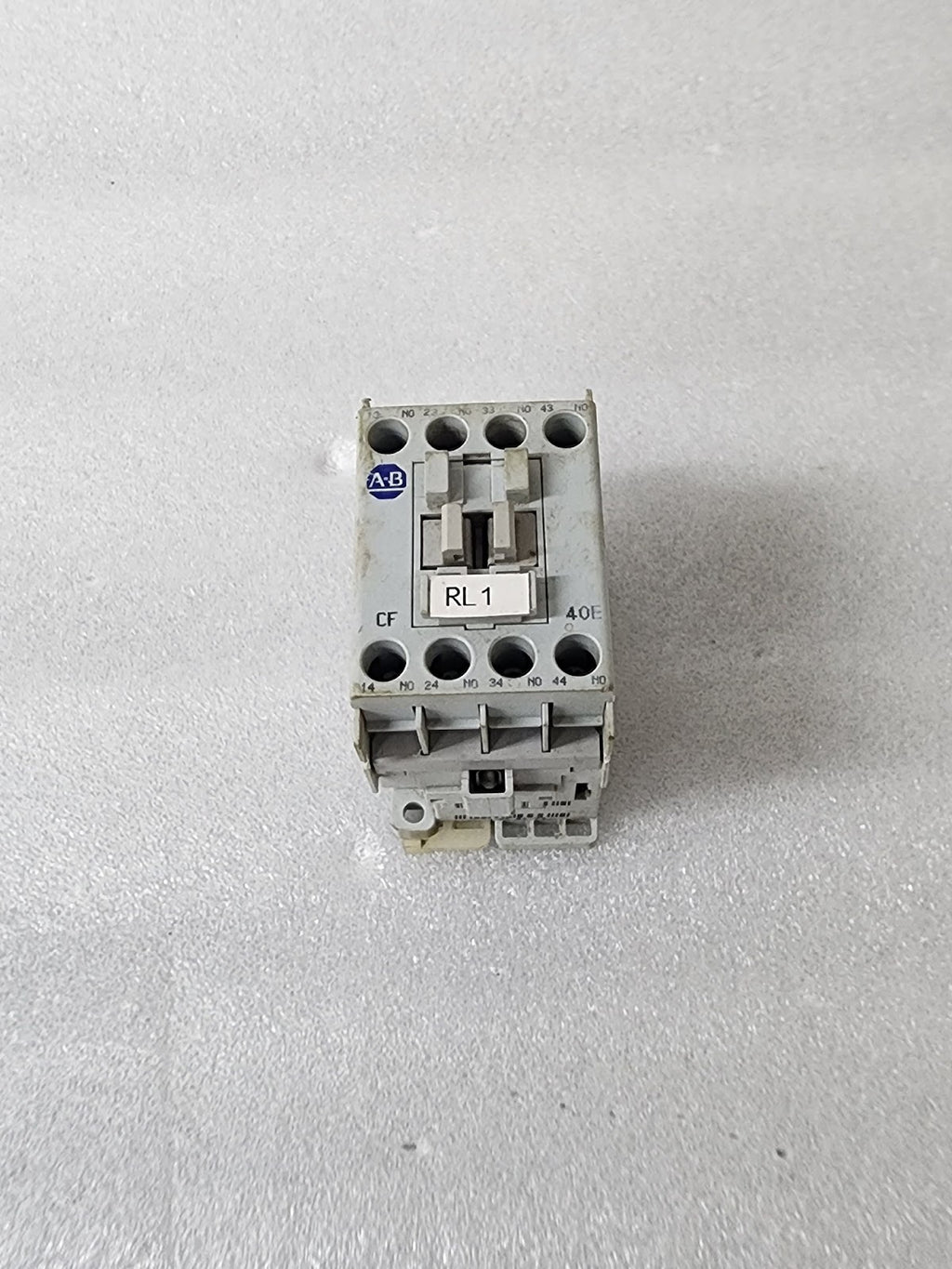 ALLEN BRADLEY CAT 700-CF400 SER A MAGNETIC CONTACTOR COIL VOLTAGE 110-120V