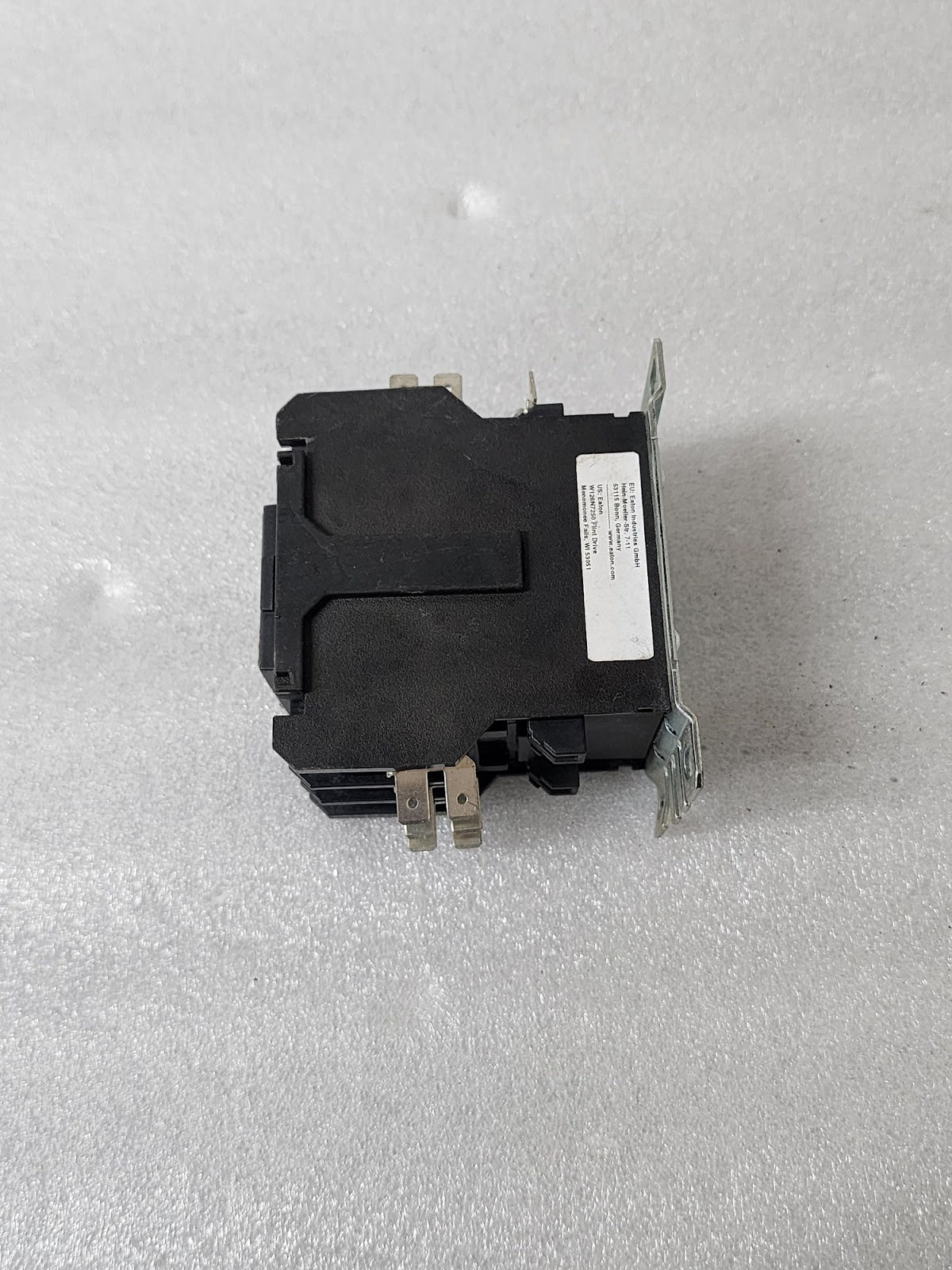 EATON C25DNG330 3-POLE CONTACTOR 30A
