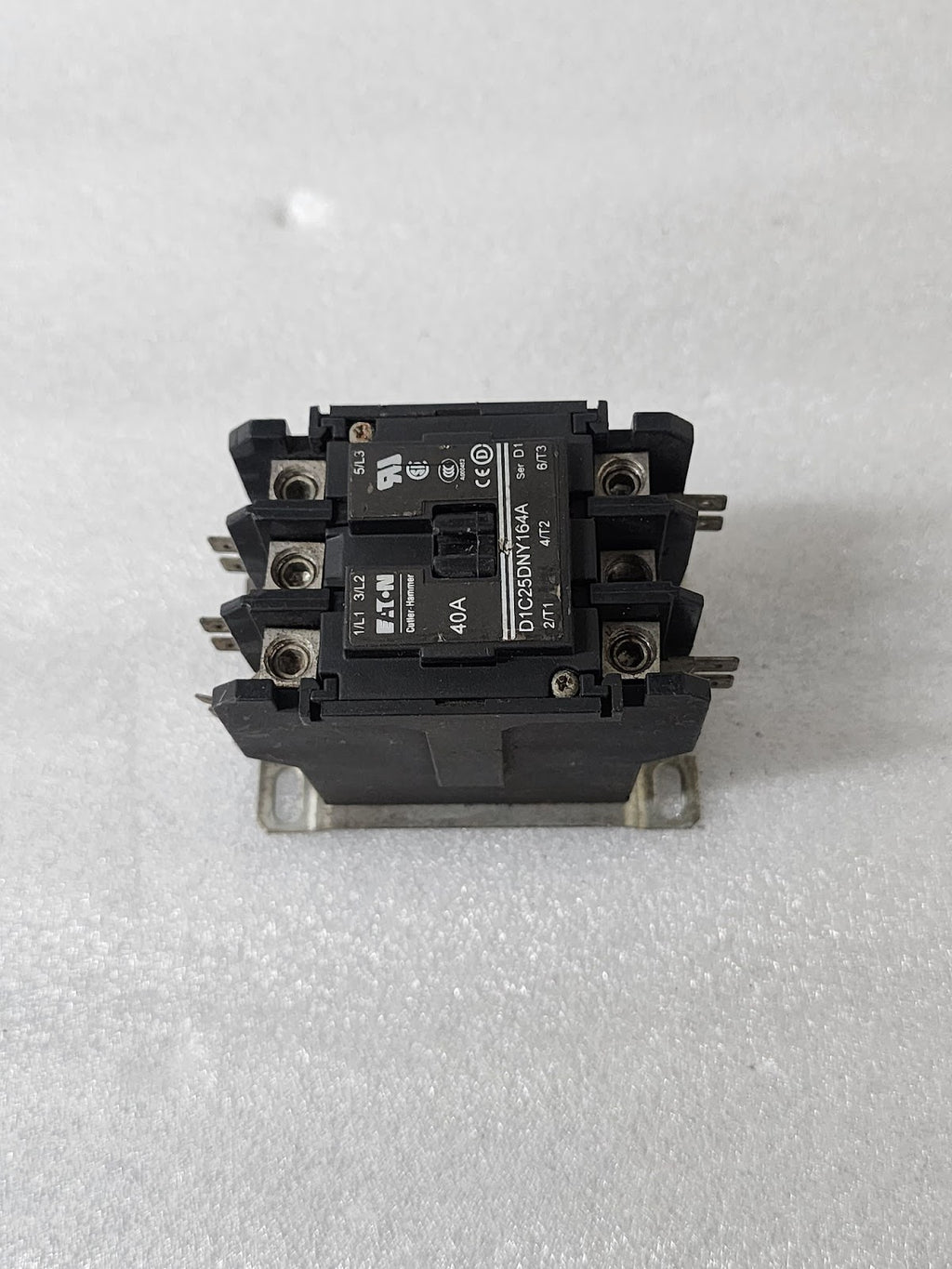 EATON D1C25DNY164A 3-POLE CONTACTOR 40A COIL VOLTAGE 110-120V