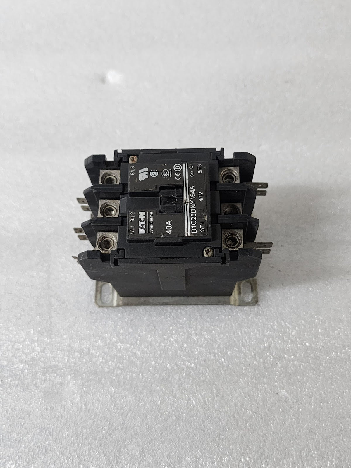 EATON D1C25DNY164A 3-POLE CONTACTOR 40A COIL VOLTAGE 110-120V