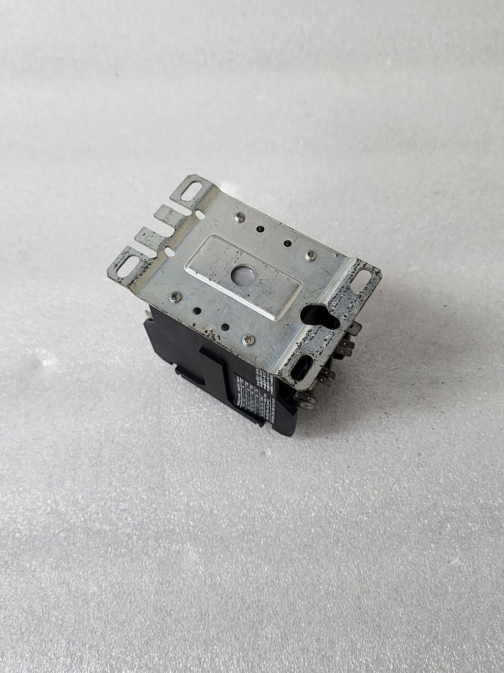 EATON C25DND325 3-POLE MAGNETIC CONTACTOR 25A 24VAC