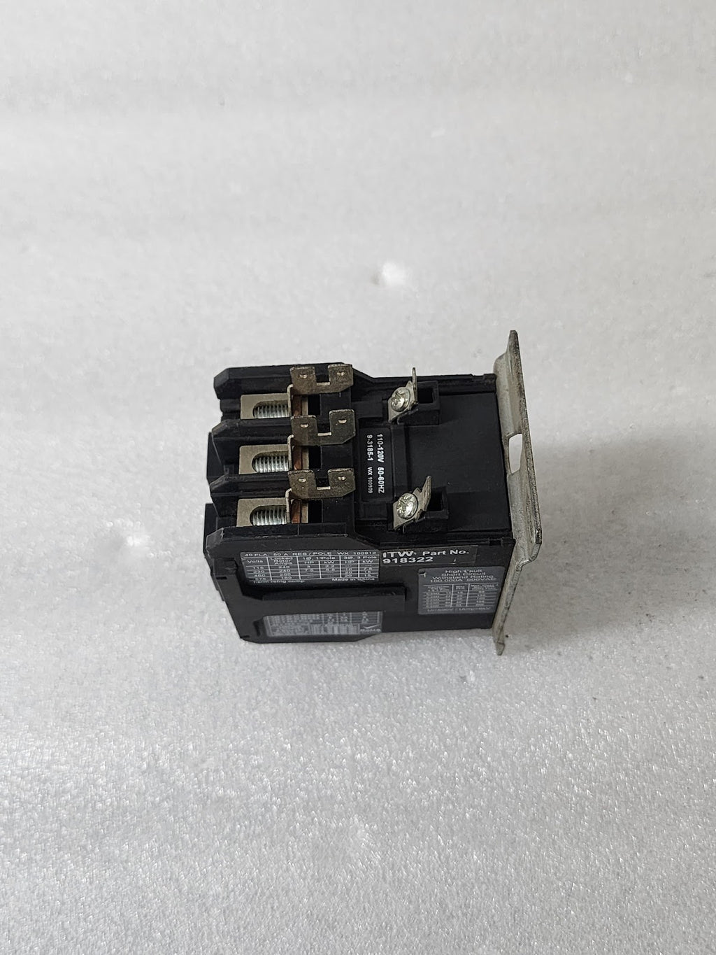 EATON C25DNY164A 3-POLE MAGNETIC CONTACTOR 40A COIL VOLTAGE  110-120V