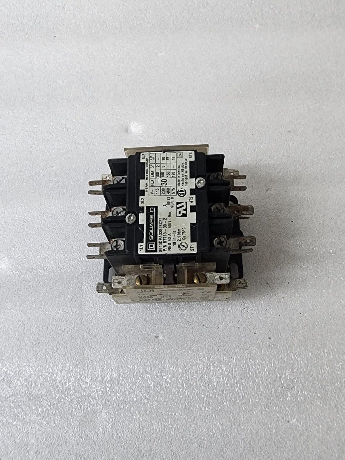 SQUARE D 87713-30-2 CONTACTOR 30A 8910DPA33S28X22 COIL VOLTAGE 110-120V