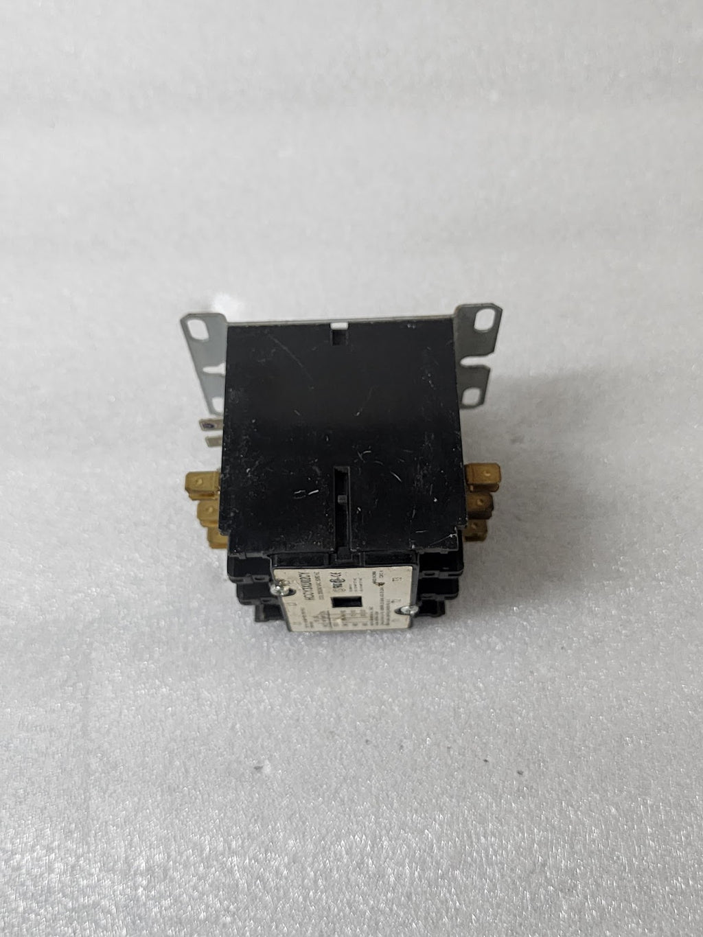 HARTLAND CONTROLS HCCY3XU02CY 3-POLE CONTACTOR 40A COIL VOLTAGE 208/240V