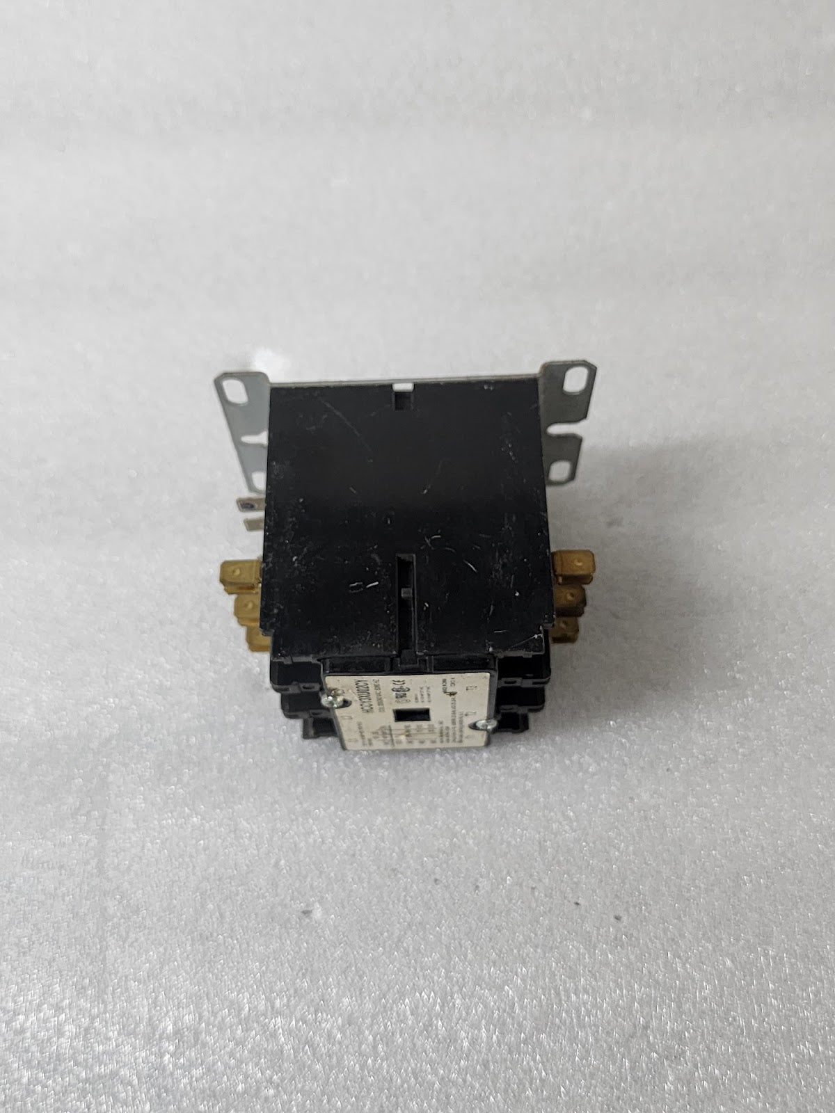 HARTLAND CONTROLS HCCY3XU02CY 3-POLE CONTACTOR 40A COIL VOLTAGE 208/240V