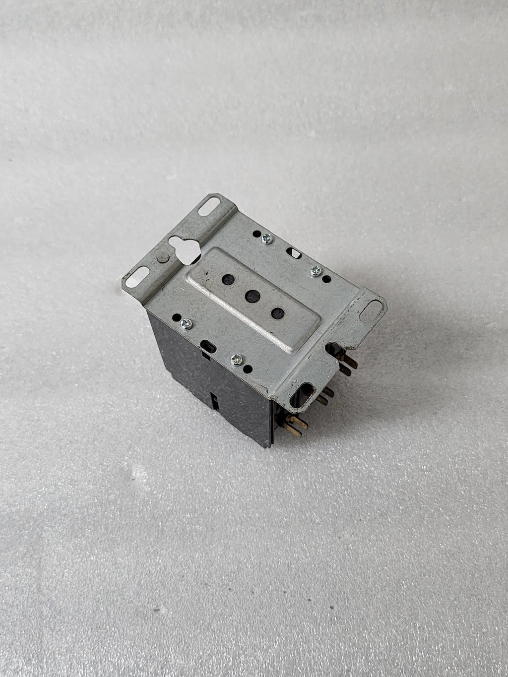 HARTLAND CONTROLS HCCY3XU02CY 3-POLE CONTACTOR 40A COIL VOLTAGE 208/240V