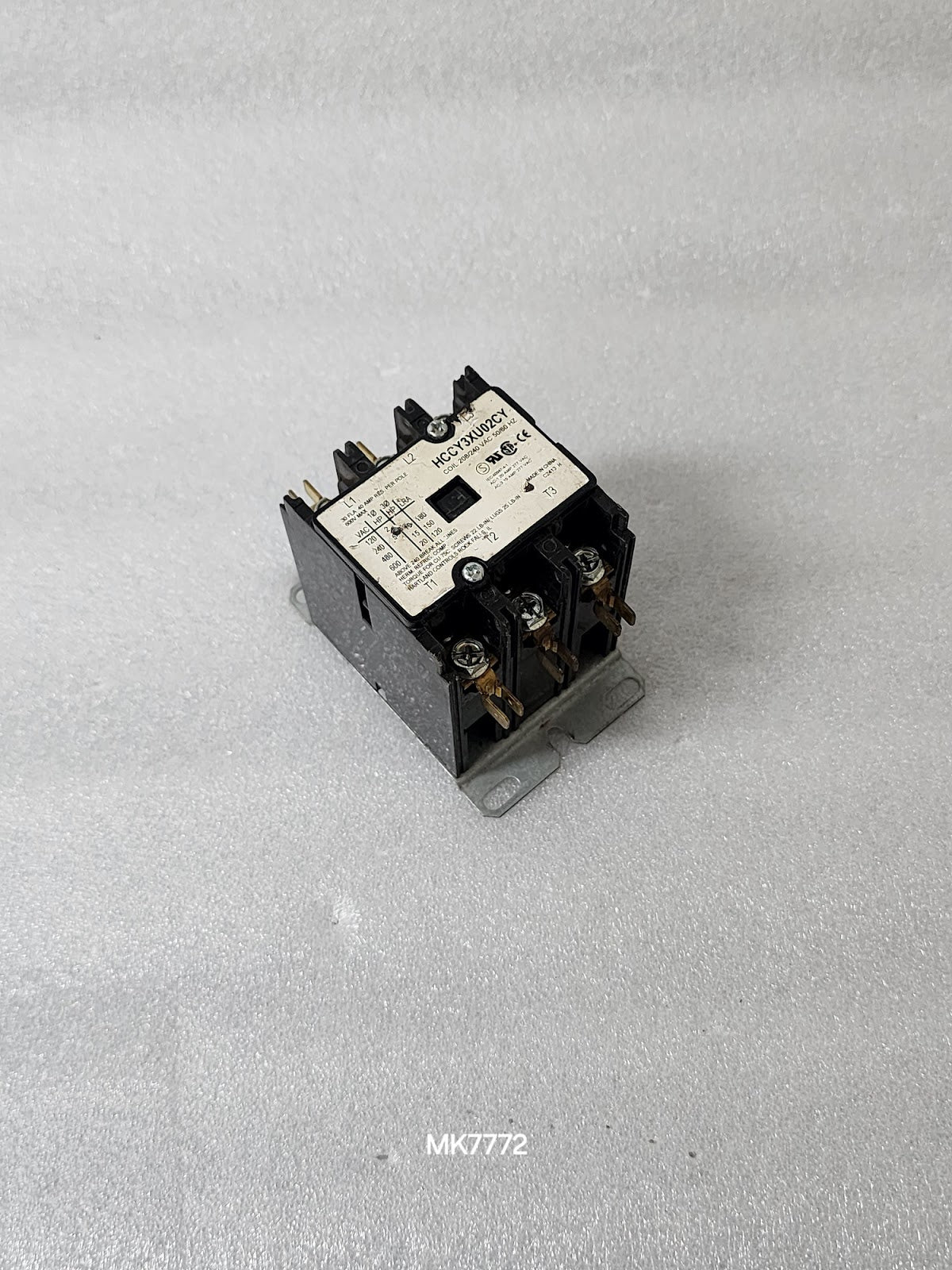 HARTLAND CONTROLS HCCY3XU02CY 3-POLE CONTACTOR 40A COIL VOLTAGE 208/240V