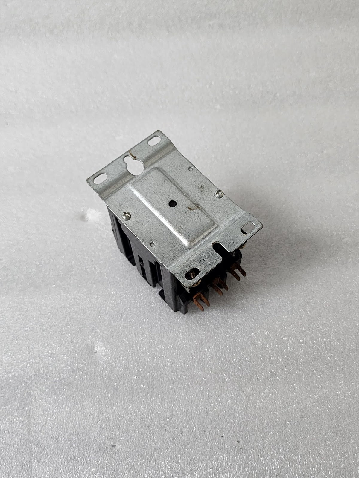 FURNAS 42BF35AG DEFINITE PURPOSE CONTACTOR