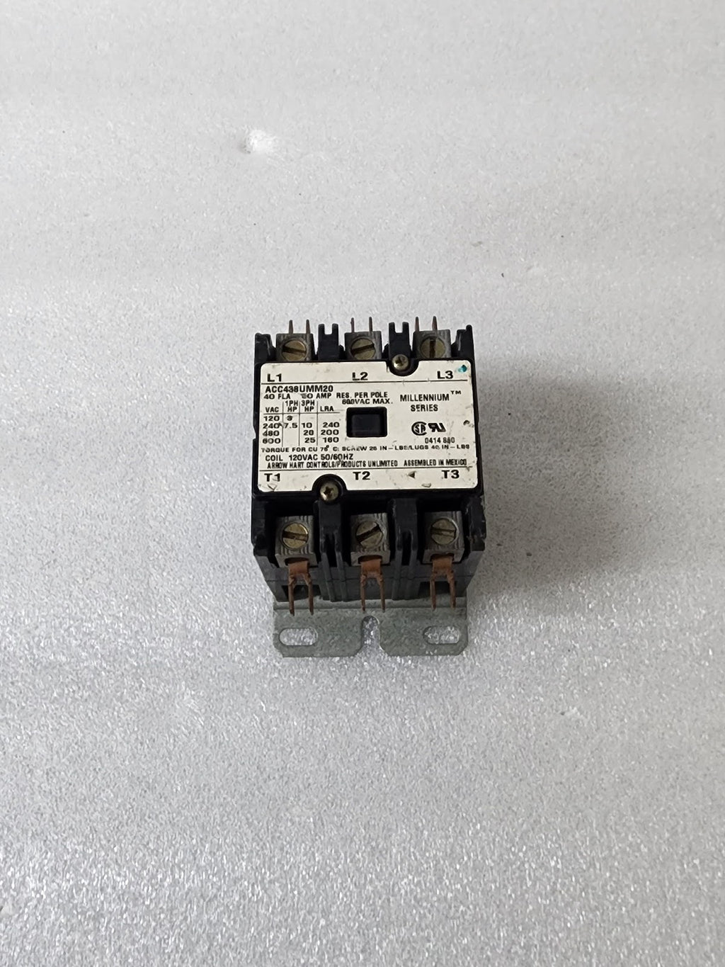 ARROW HART CONTROLS ACC438UMM20 3-POLE CONTACTOR 50A COIL VOLTAGE 120V