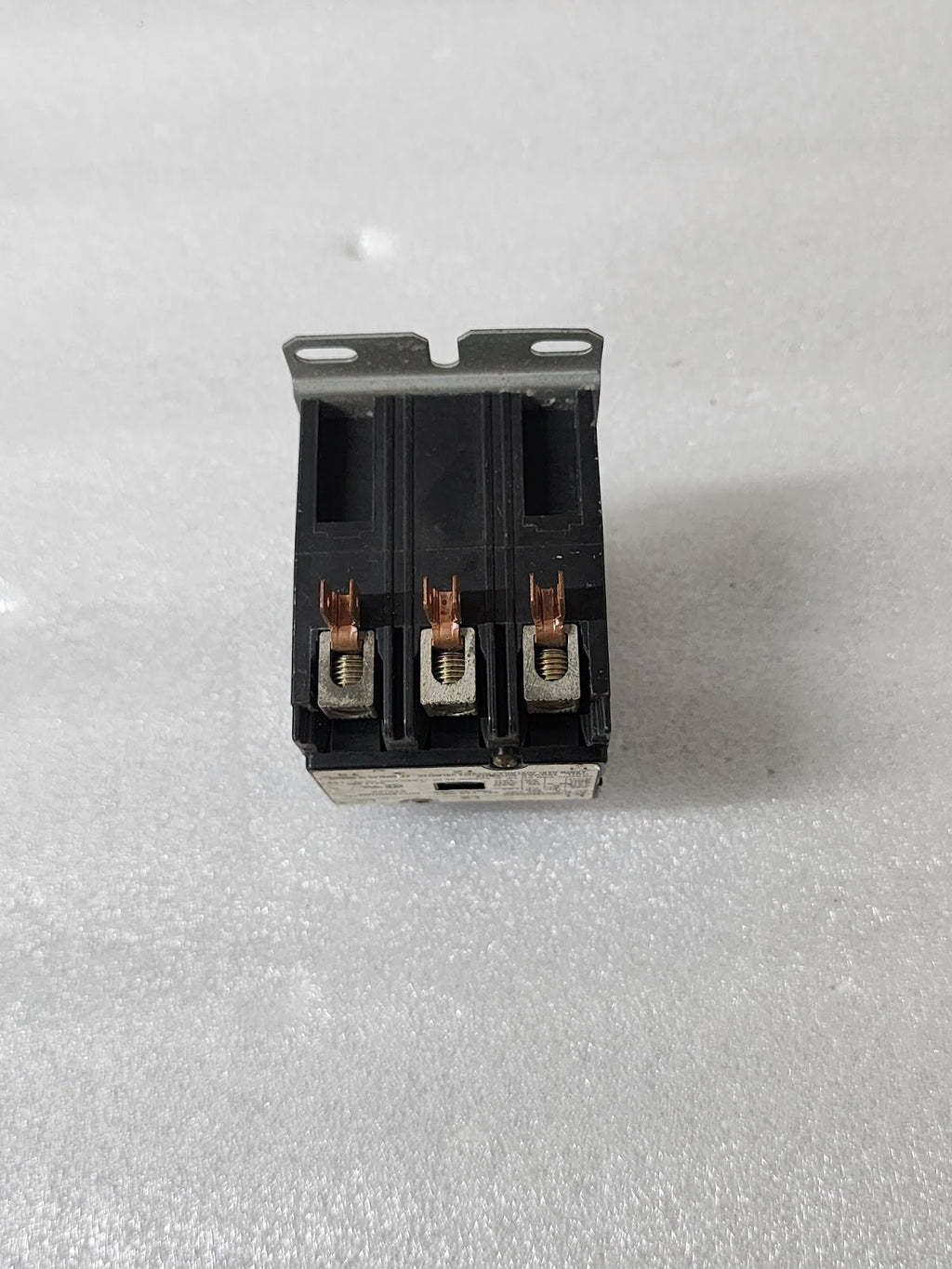 ARROW HART CONTROLS ACC438UMM20 3-POLE CONTACTOR 50A COIL VOLTAGE 120V
