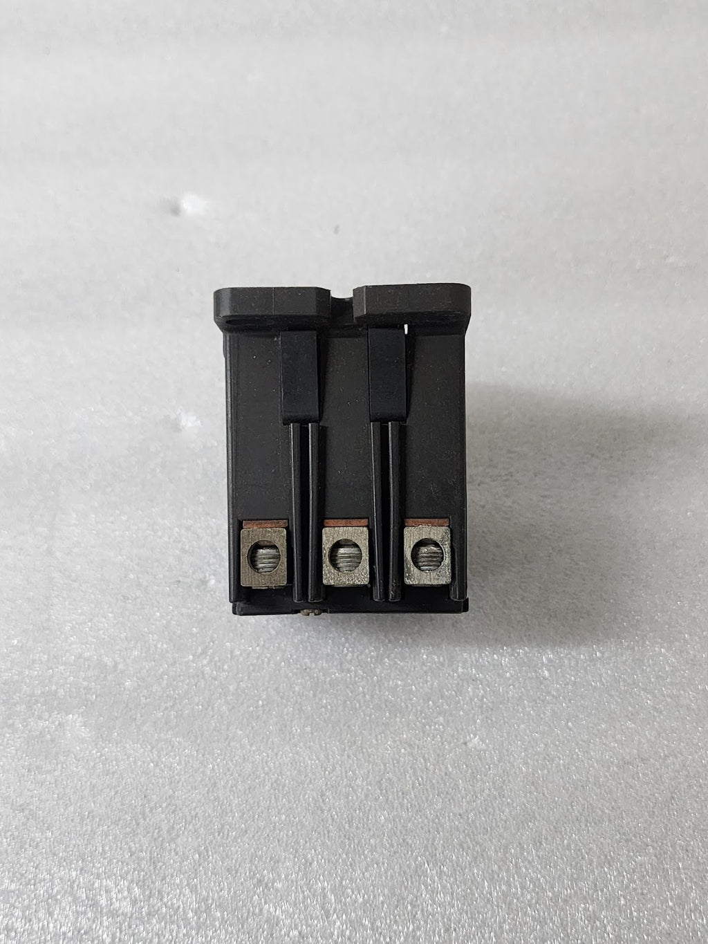 SQUARE D 8910DPA43 3-POLE CONTACTOR 40A COIL VOLTAGE 110-120V