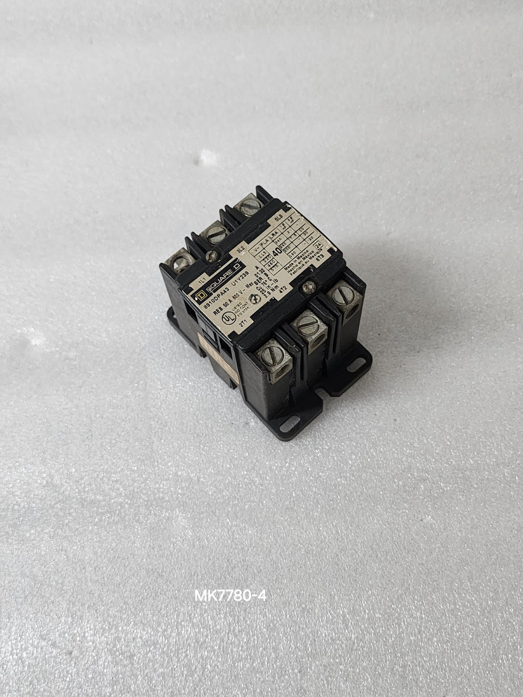 SQUARE D 8910DPA43 3-POLE CONTACTOR 40A COIL VOLTAGE 110-120V
