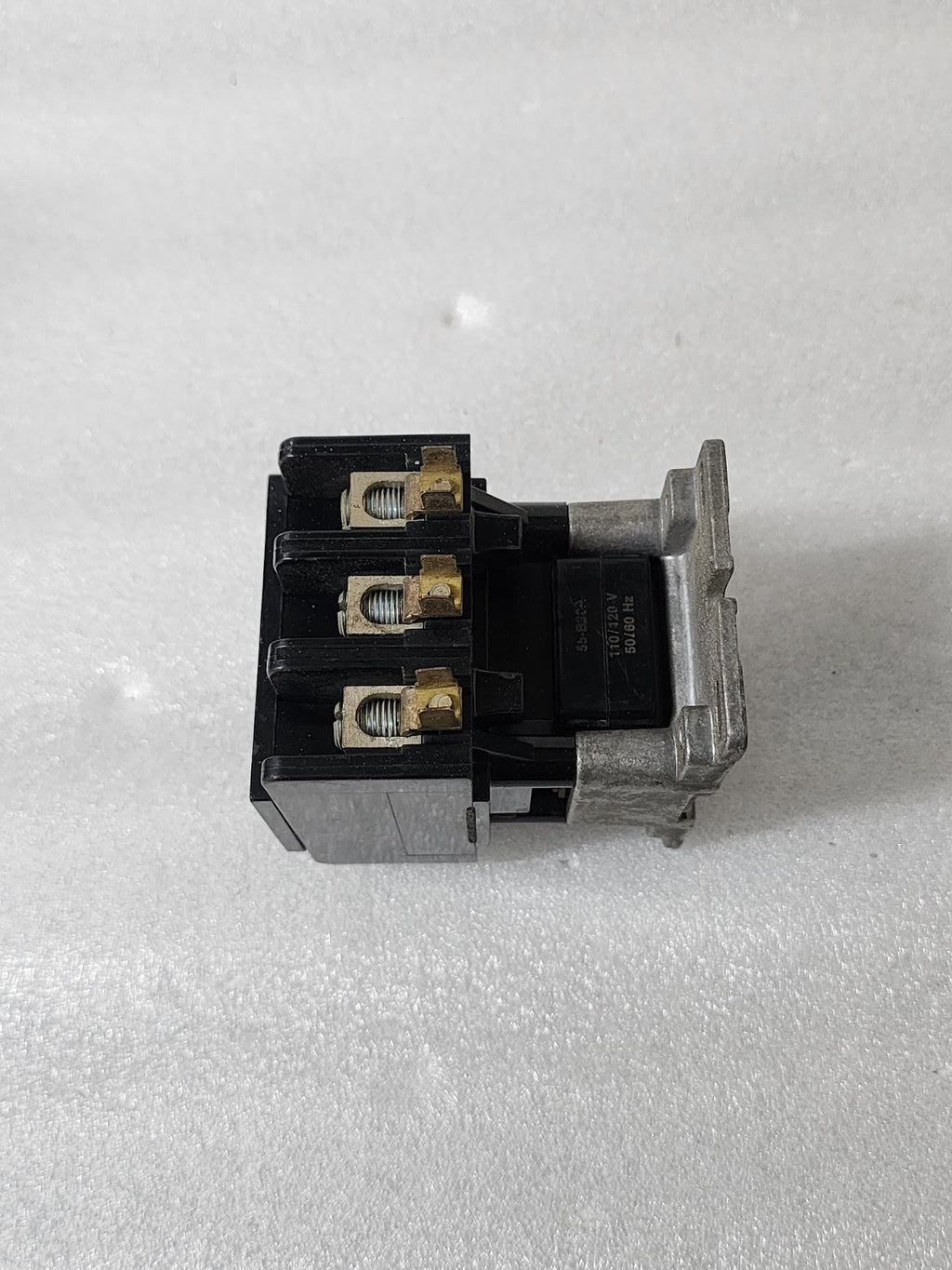 GENERAL ELECTRIC CR353FF3BA1 MAGNETIC CONTACTOR 60A COIL VOLTAGE 110-120V