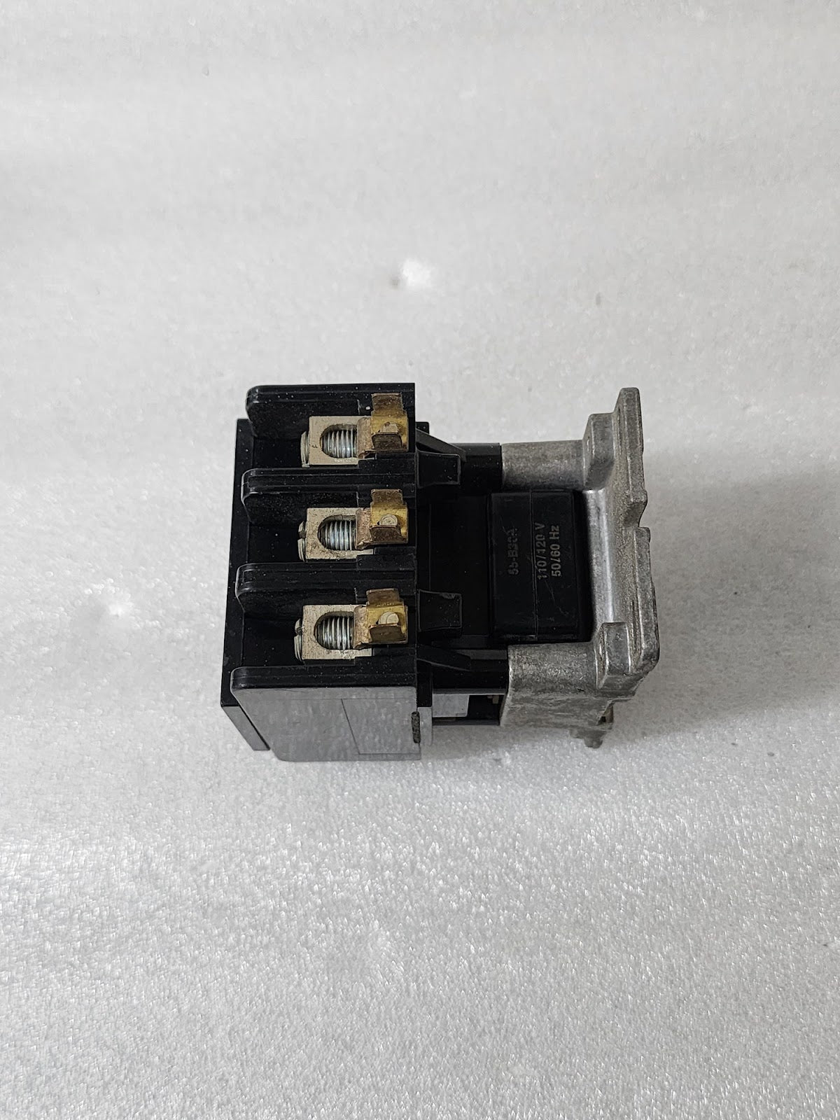 GENERAL ELECTRIC CR353FF3BA1 MAGNETIC CONTACTOR 60A COIL VOLTAGE 110-120V