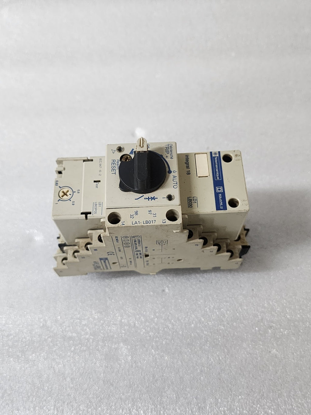 SQUARE D LD1 LB030 TELEMECANIQUE LB1 LB03P MOTOR STARTER COIL VOLTAGE 210-240V