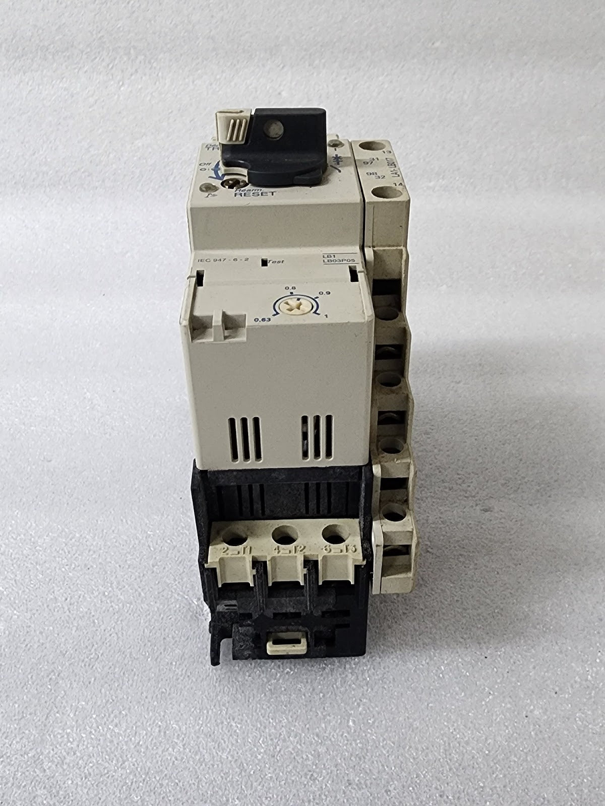 SQUARE D LD1 LB030 TELEMECANIQUE LB1 LB03P MOTOR STARTER COIL VOLTAGE 210-240V