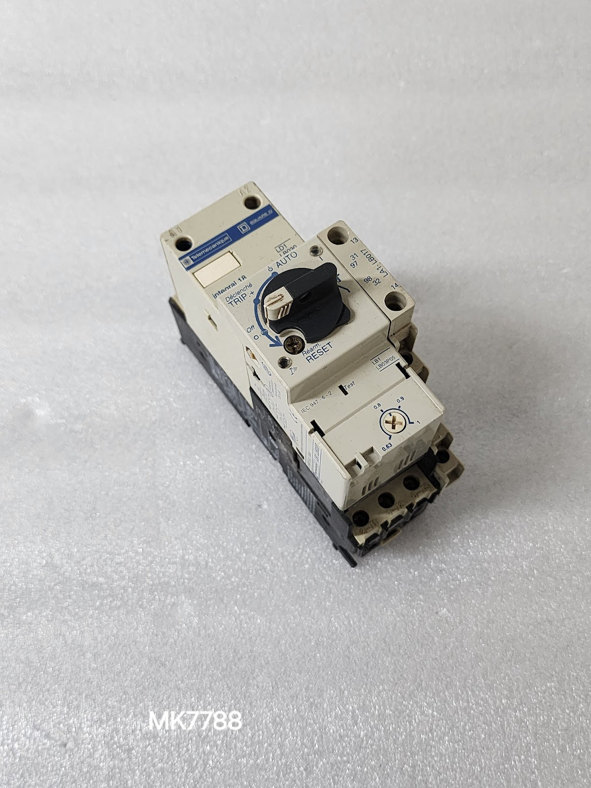 SQUARE D LD1 LB030 TELEMECANIQUE LB1 LB03P MOTOR STARTER COIL VOLTAGE 210-240V