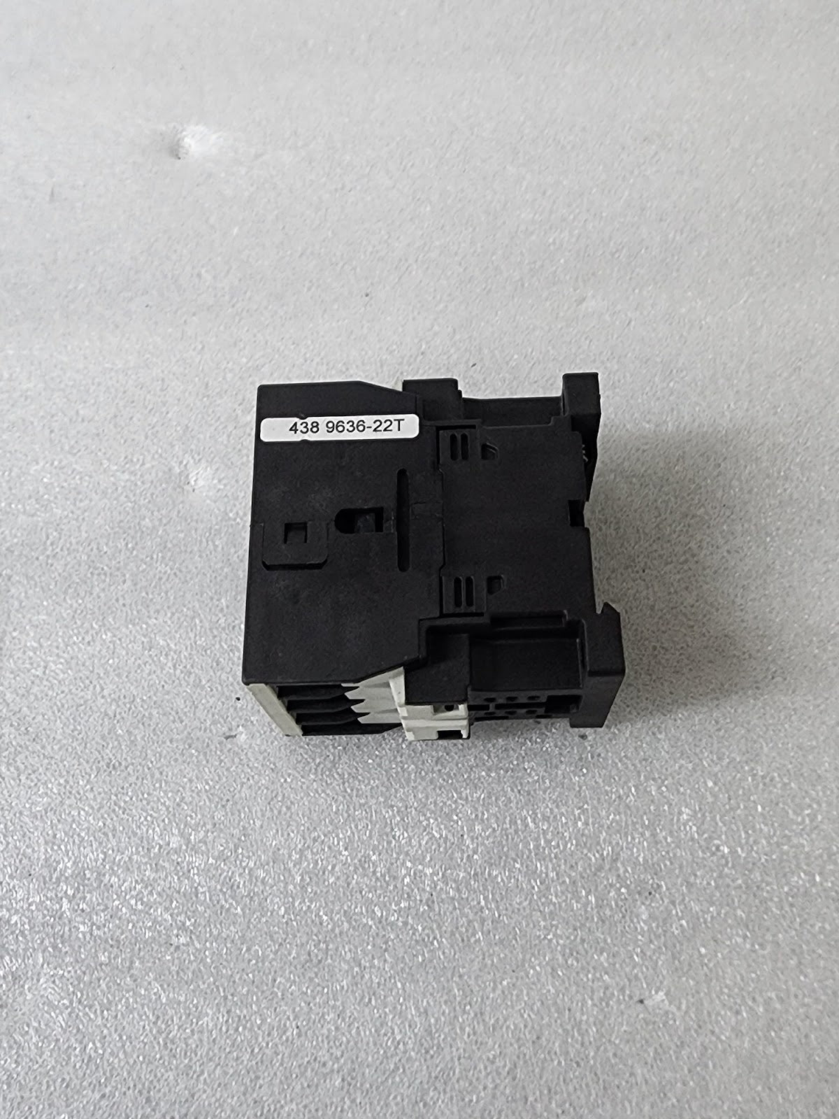 BENEDIKT & JAGER K3-10NA00-40 MAGNETIC CONTACTOR 10A COIL VOLTAGE 220-264V