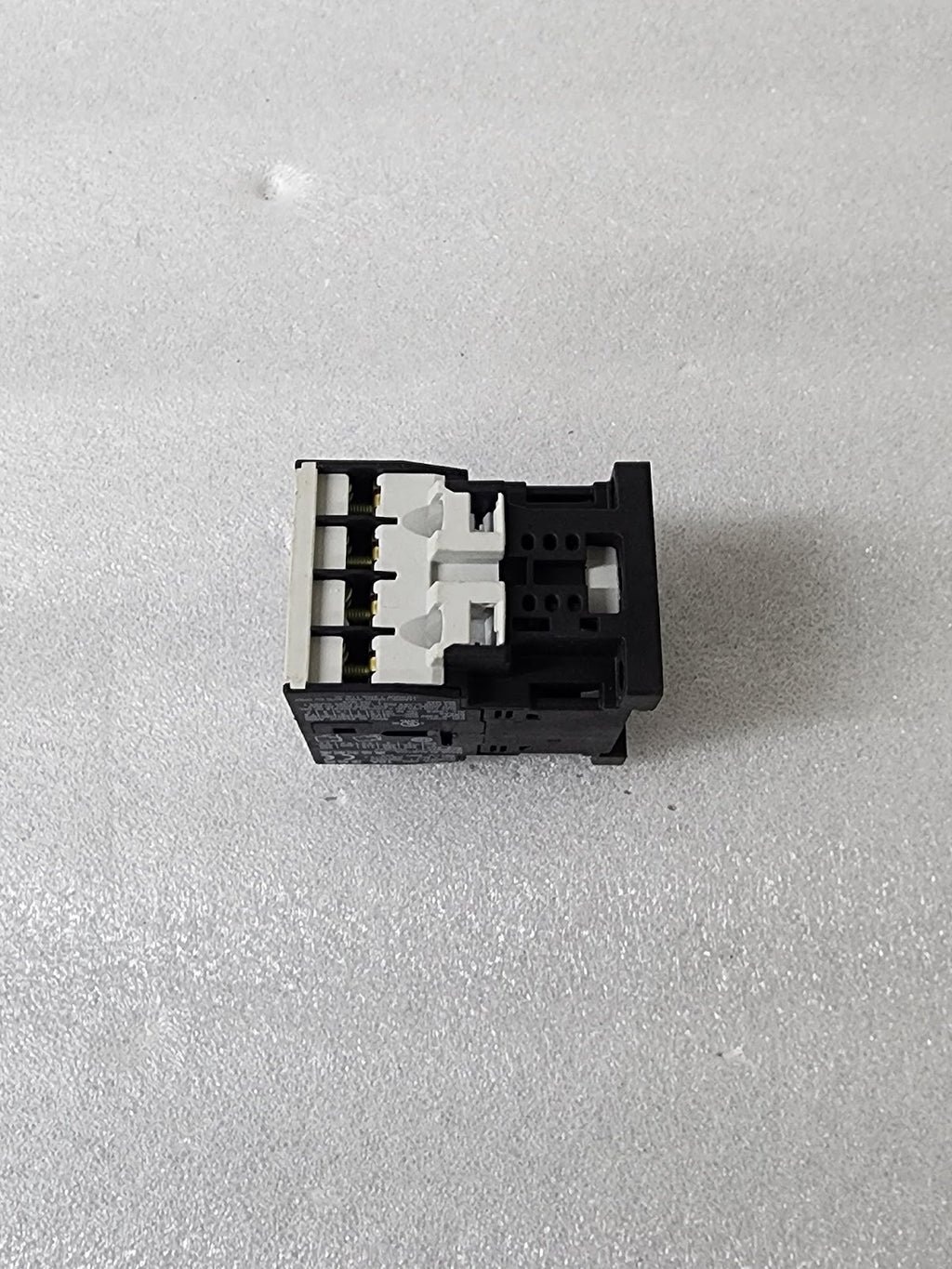 BENEDIKT & JAGER K3-10NA00-40 MAGNETIC CONTACTOR 10A COIL VOLTAGE 220-264V