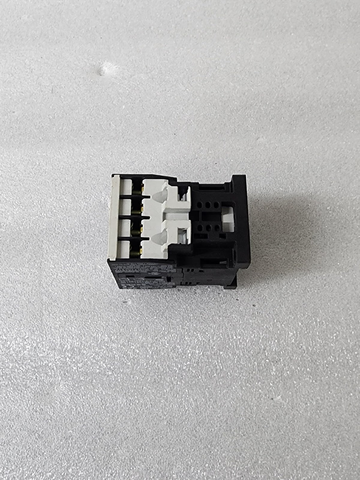 BENEDIKT & JAGER K3-10NA00-40 MAGNETIC CONTACTOR 10A COIL VOLTAGE 220-264V