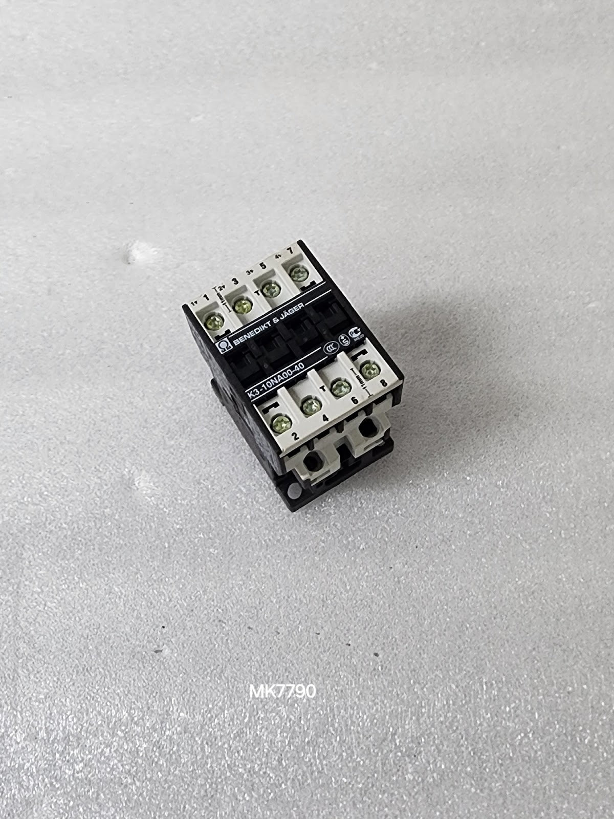 BENEDIKT & JAGER K3-10NA00-40 MAGNETIC CONTACTOR 10A COIL VOLTAGE 220-264V