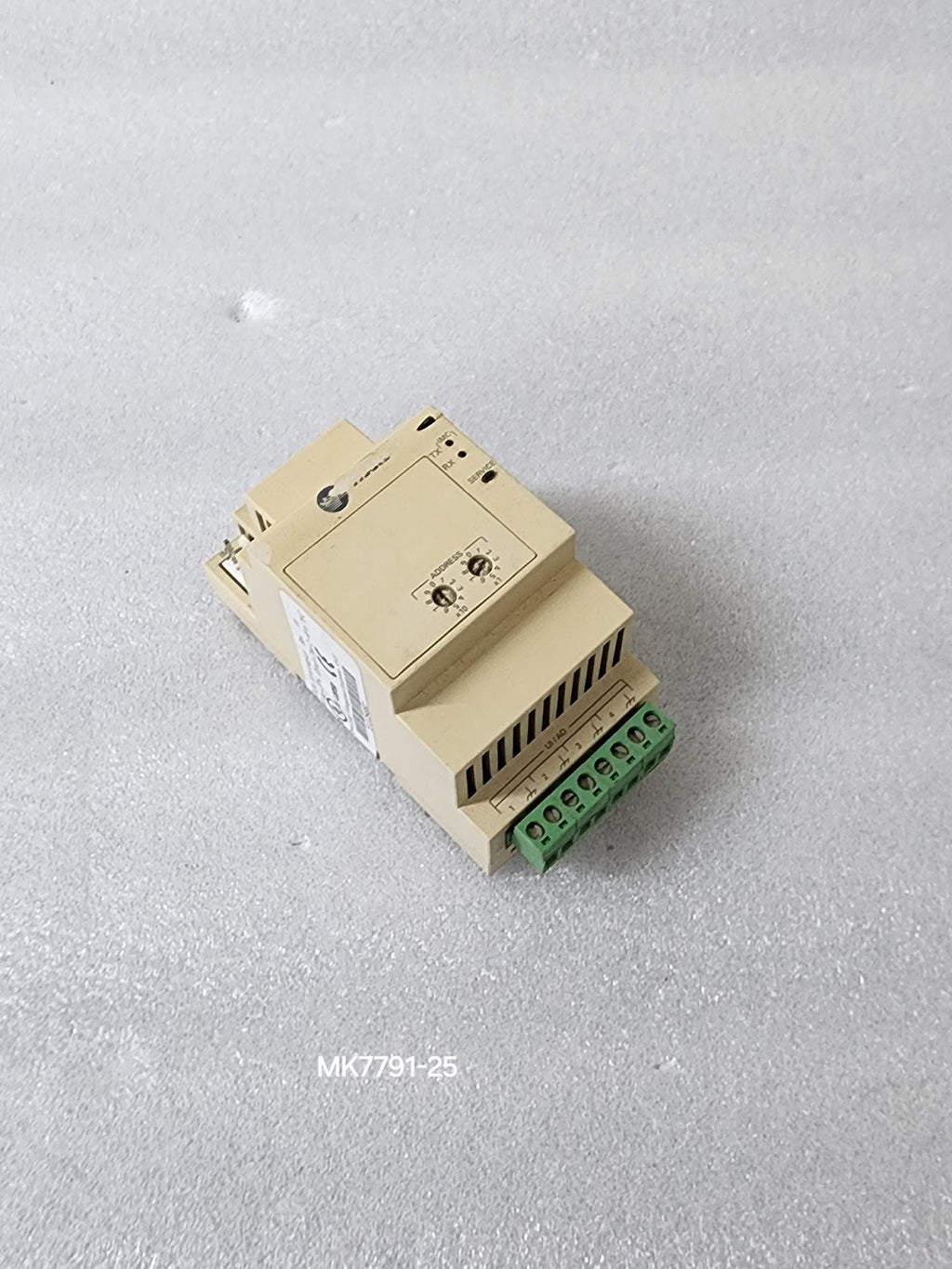 TRANE XM30 EXPANSION MODULE X13651469-01 REV 100