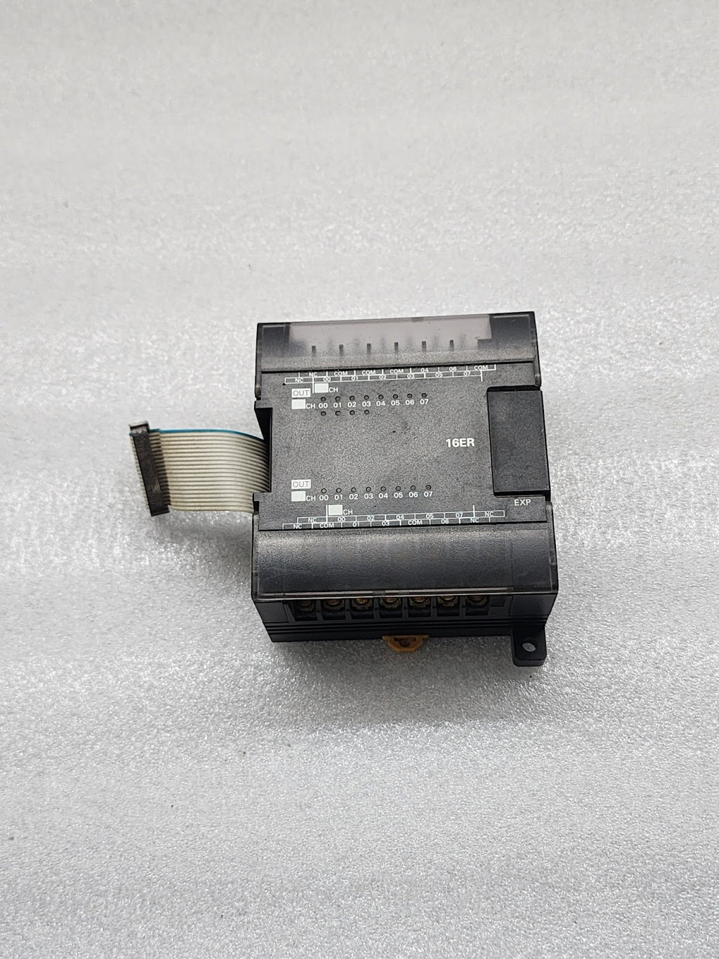 OMRON CP1W-16ER OUTPUT MODULE