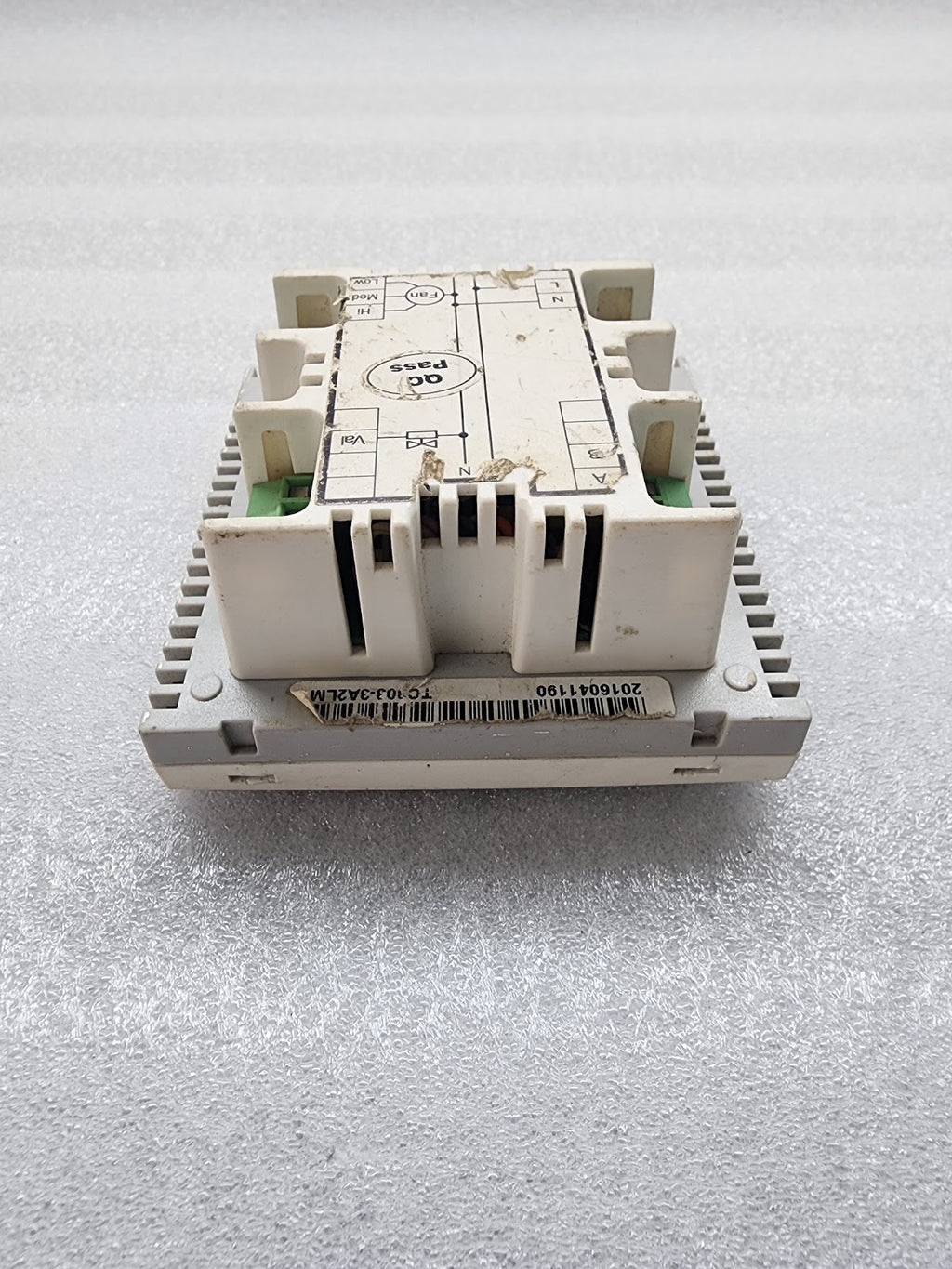 TC303-3A2LM DIGITAL FAN COIL THERMOSTAT